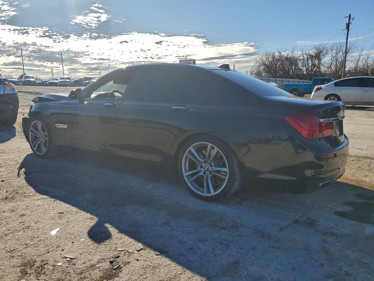 2015 Bmw 750 I Черный vin: WBAYA8C56FD825366