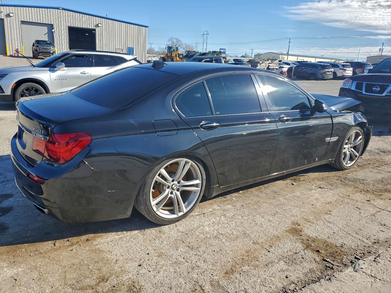 2015 Bmw 750 I Черный vin: WBAYA8C56FD825366