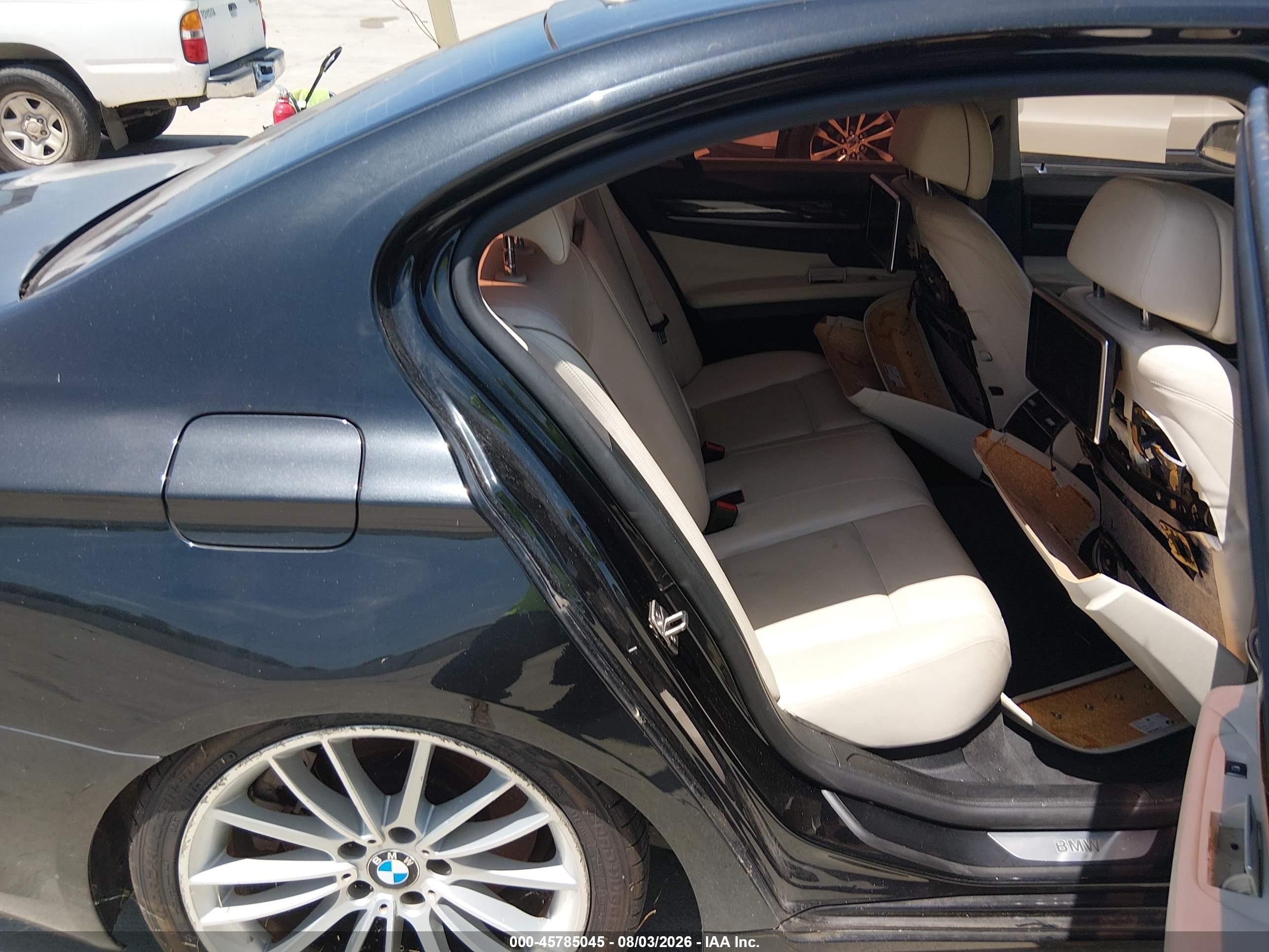 2013 Bmw 750i   Black vin: WBAYA8C58DC996428