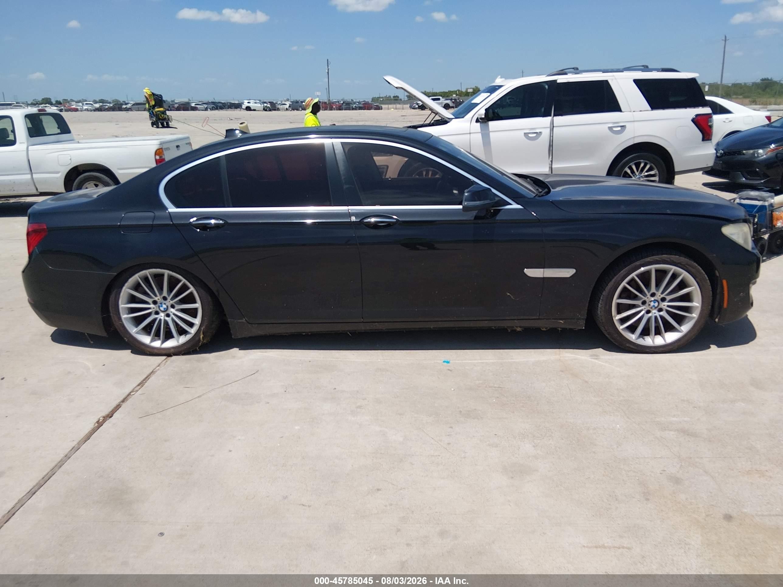 2013 Bmw 750i   Black vin: WBAYA8C58DC996428