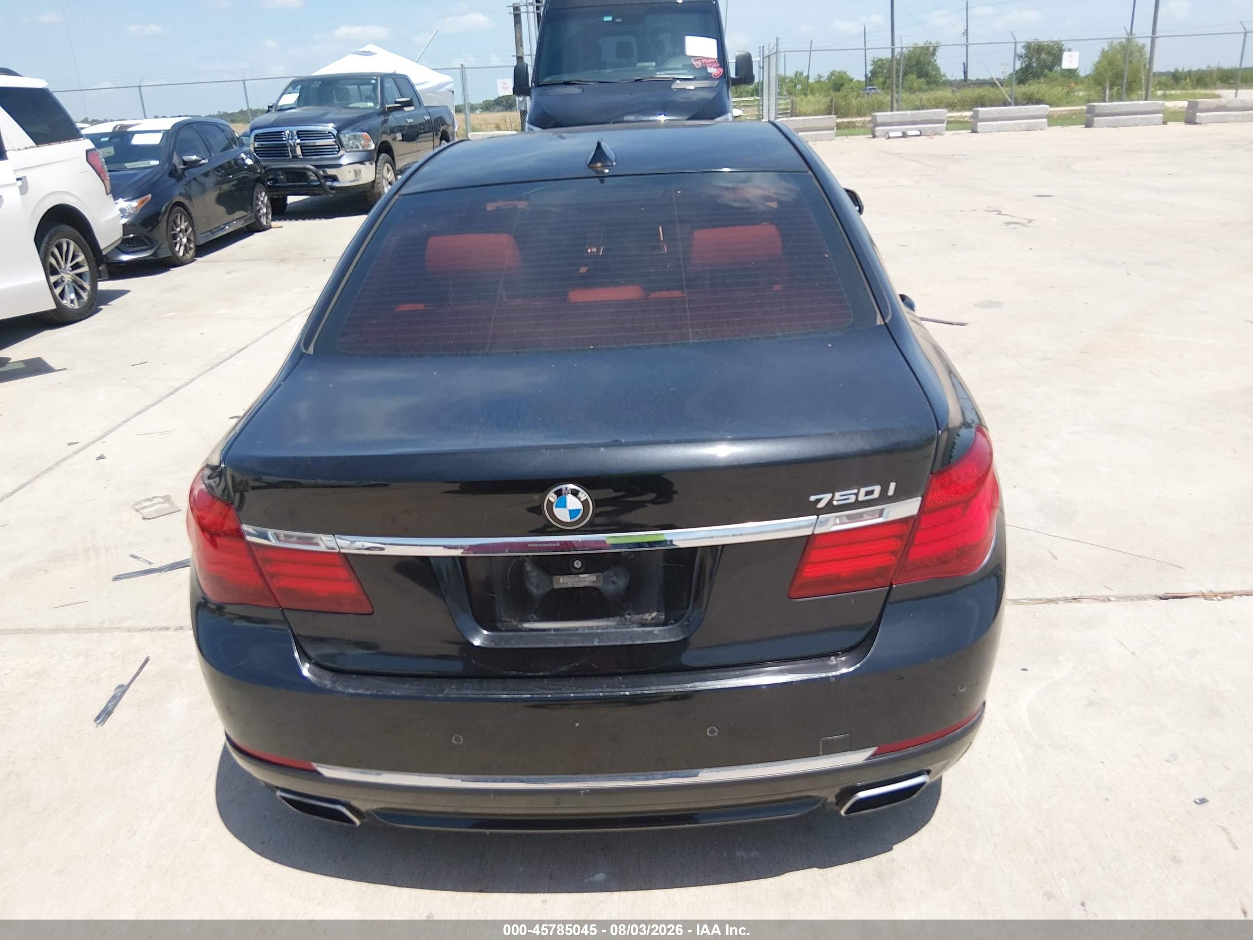 2013 Bmw 750i   Black vin: WBAYA8C58DC996428