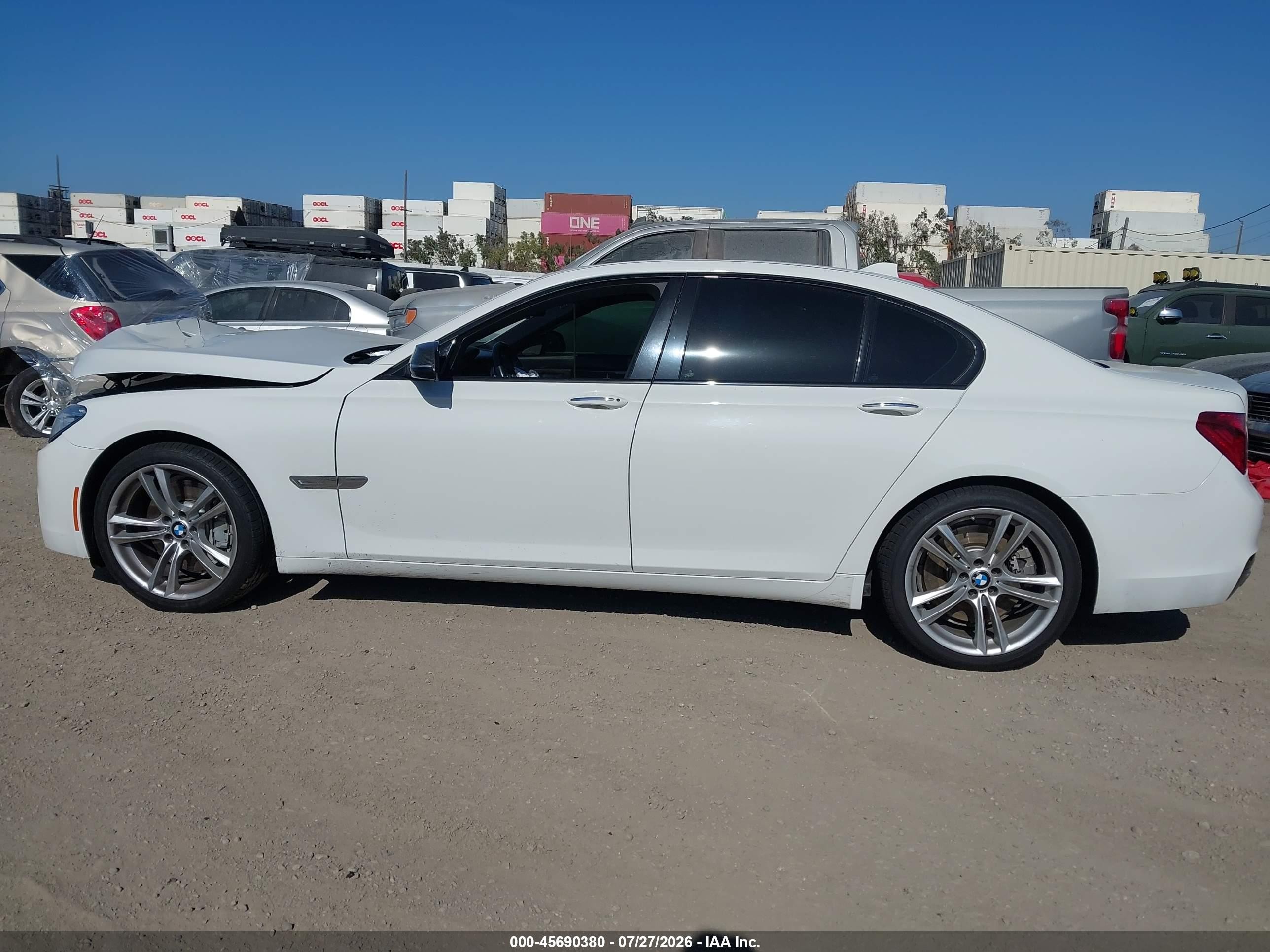2015 Bmw 750i White vin: WBAYA8C5XFD825483