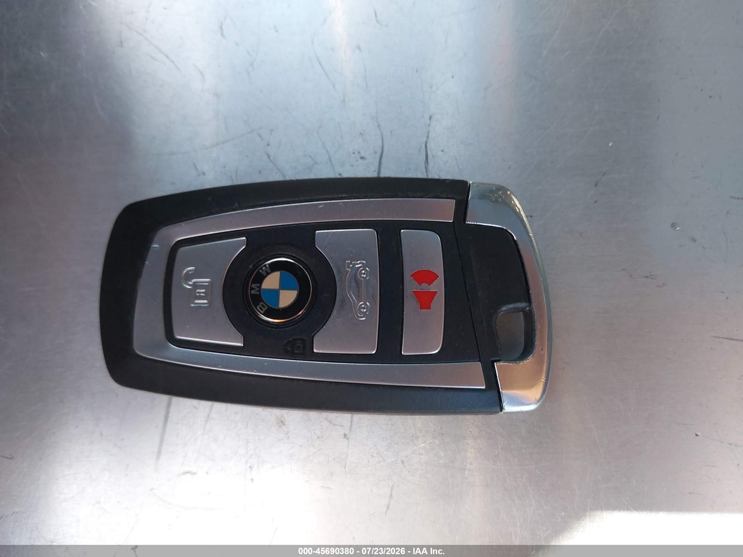 2015 Bmw 750i White vin: WBAYA8C5XFD825483