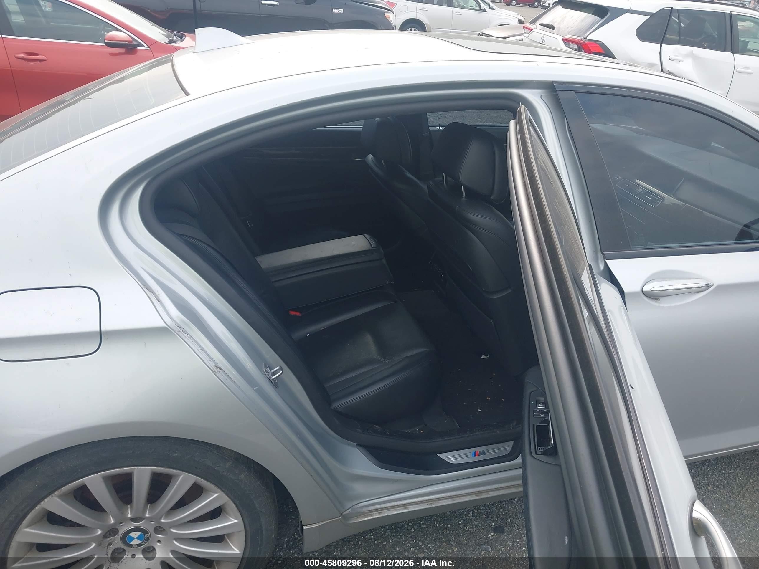 2013 Bmw 750i Xdrive Silver vin: WBAYB6C50DD223609