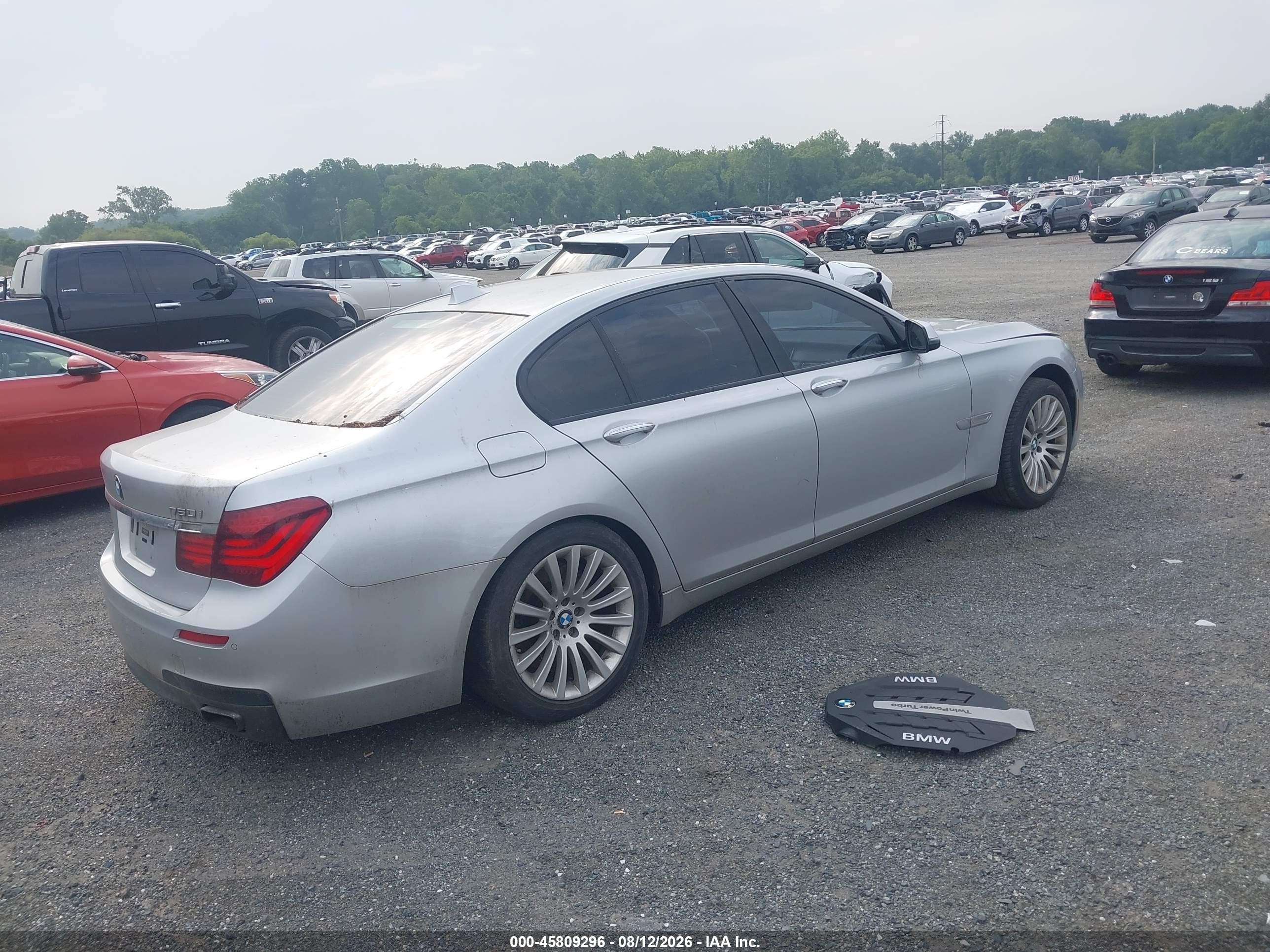 2013 Bmw 750i Xdrive Silver vin: WBAYB6C50DD223609