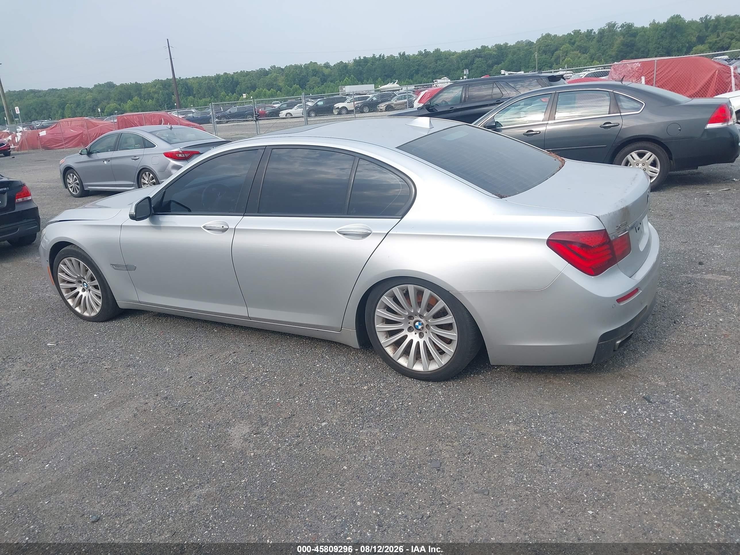2013 Bmw 750i Xdrive Silver vin: WBAYB6C50DD223609