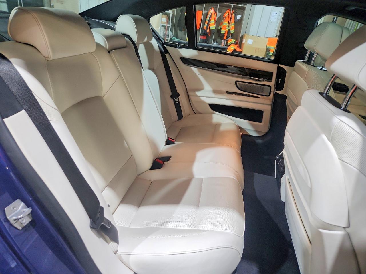 2015 Bmw Alpina B7 Blue vin: WBAYB6C50FDS16386
