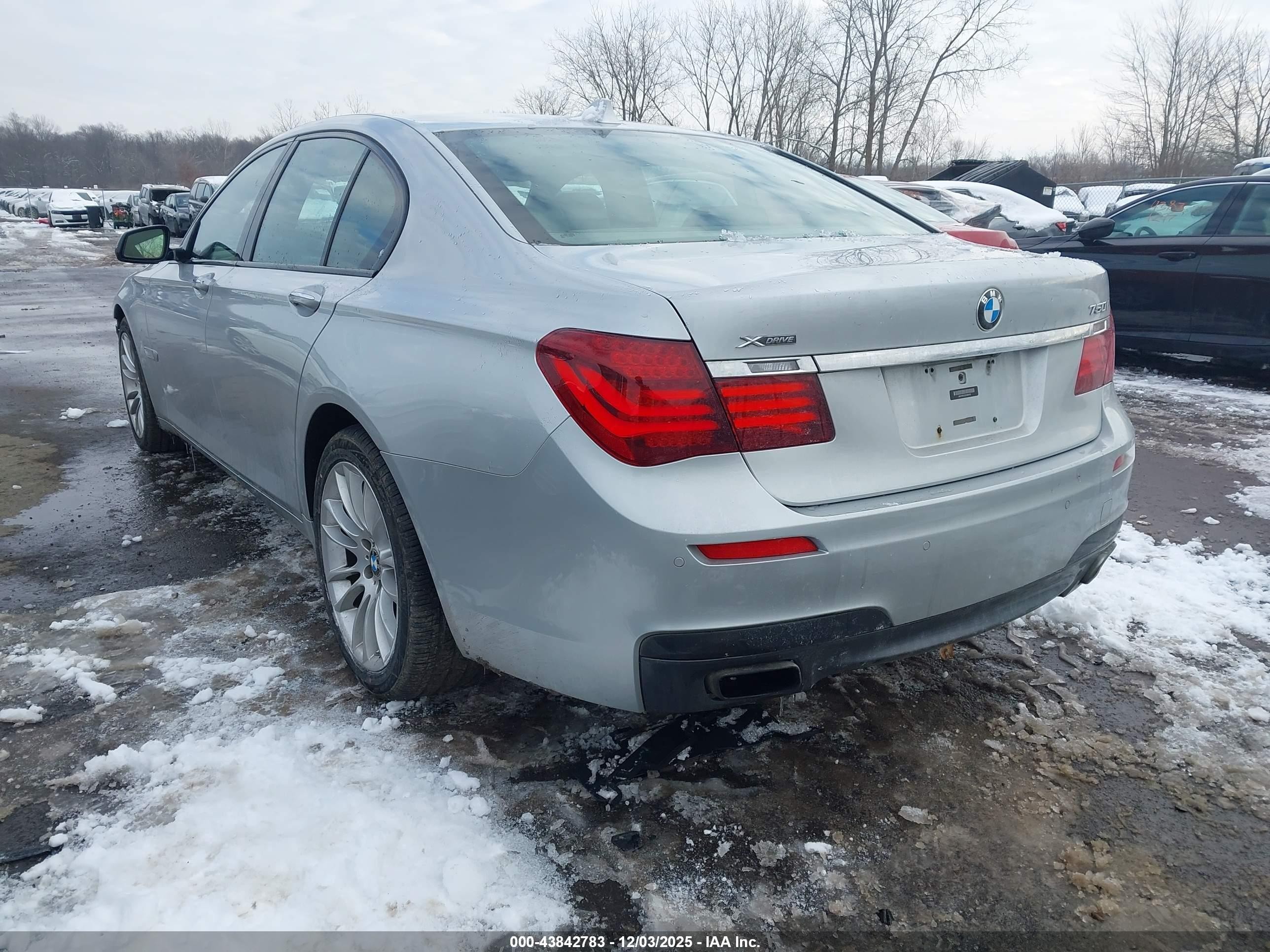 2013 Bmw 750i Xdrive Silver vin: WBAYB6C52DC998192