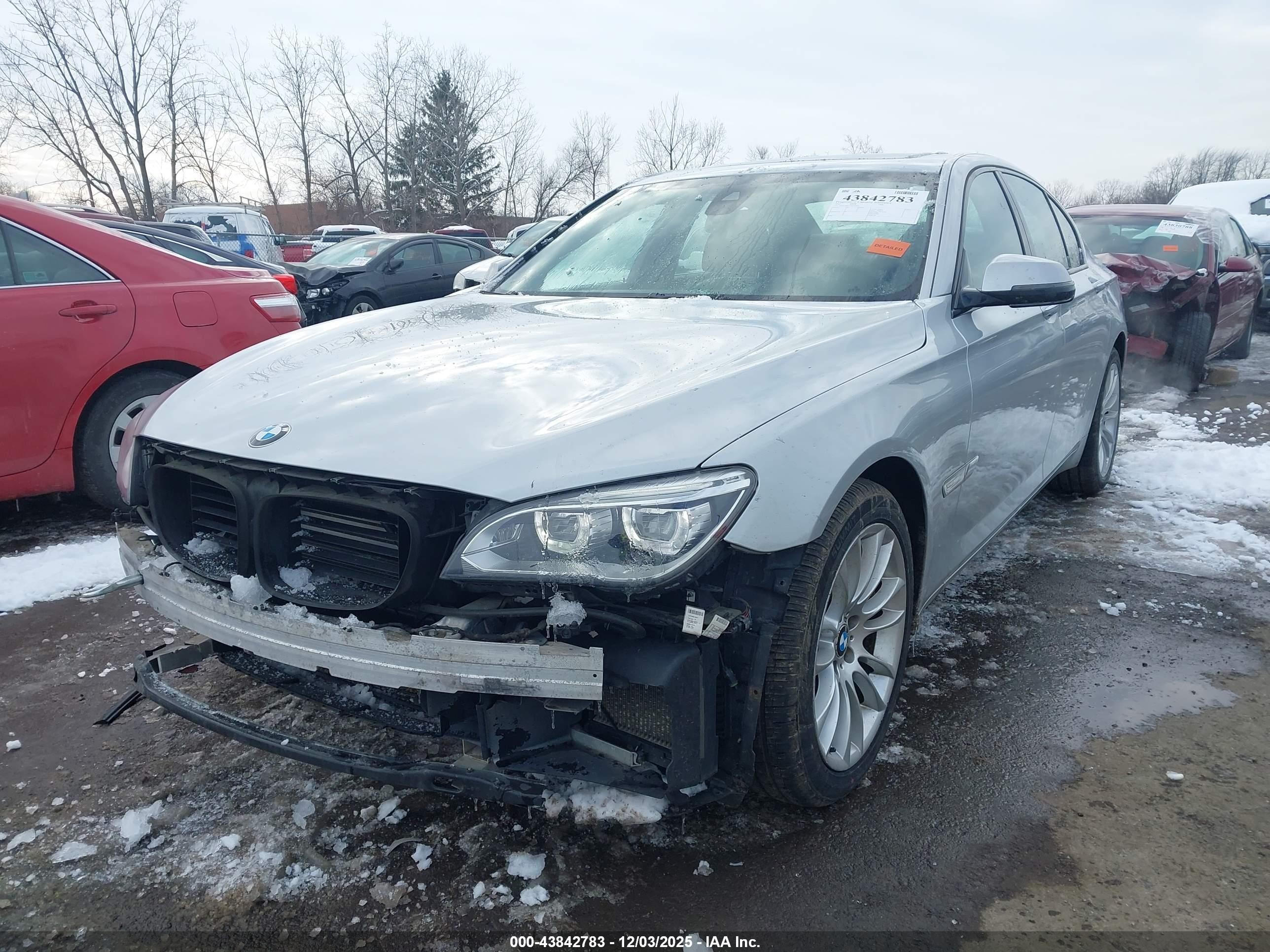 2013 Bmw 750i Xdrive Silver vin: WBAYB6C52DC998192