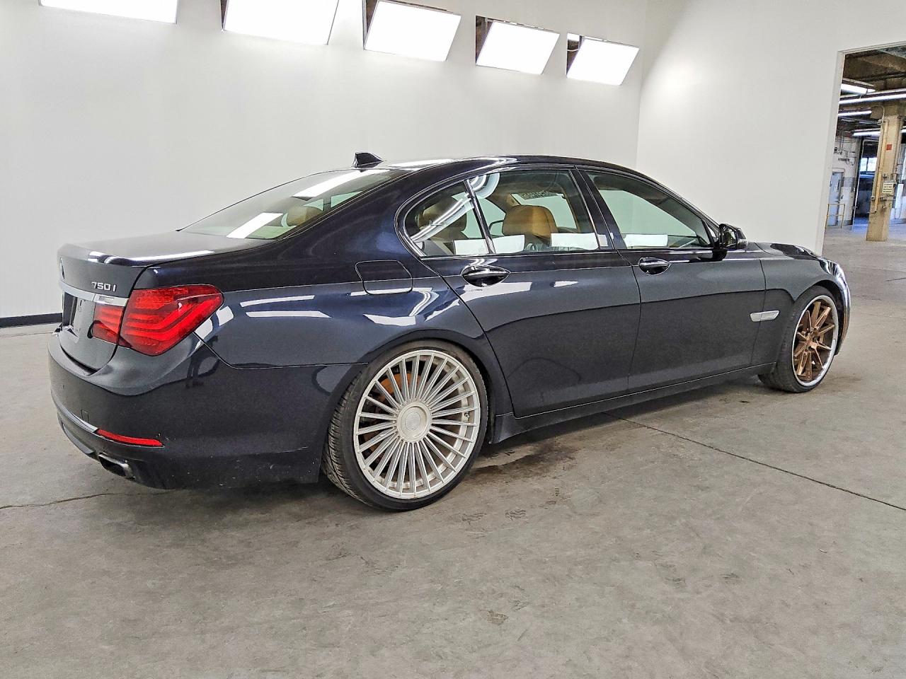 2013 Bmw 750 Xi Black vin: WBAYB6C56DC998261