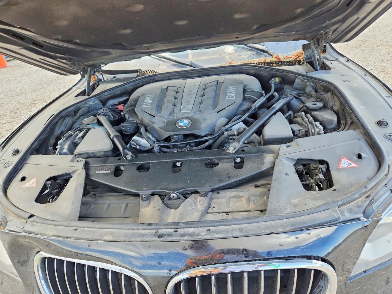 2013 Bmw 750 Xi Black vin: WBAYB6C57DC998107