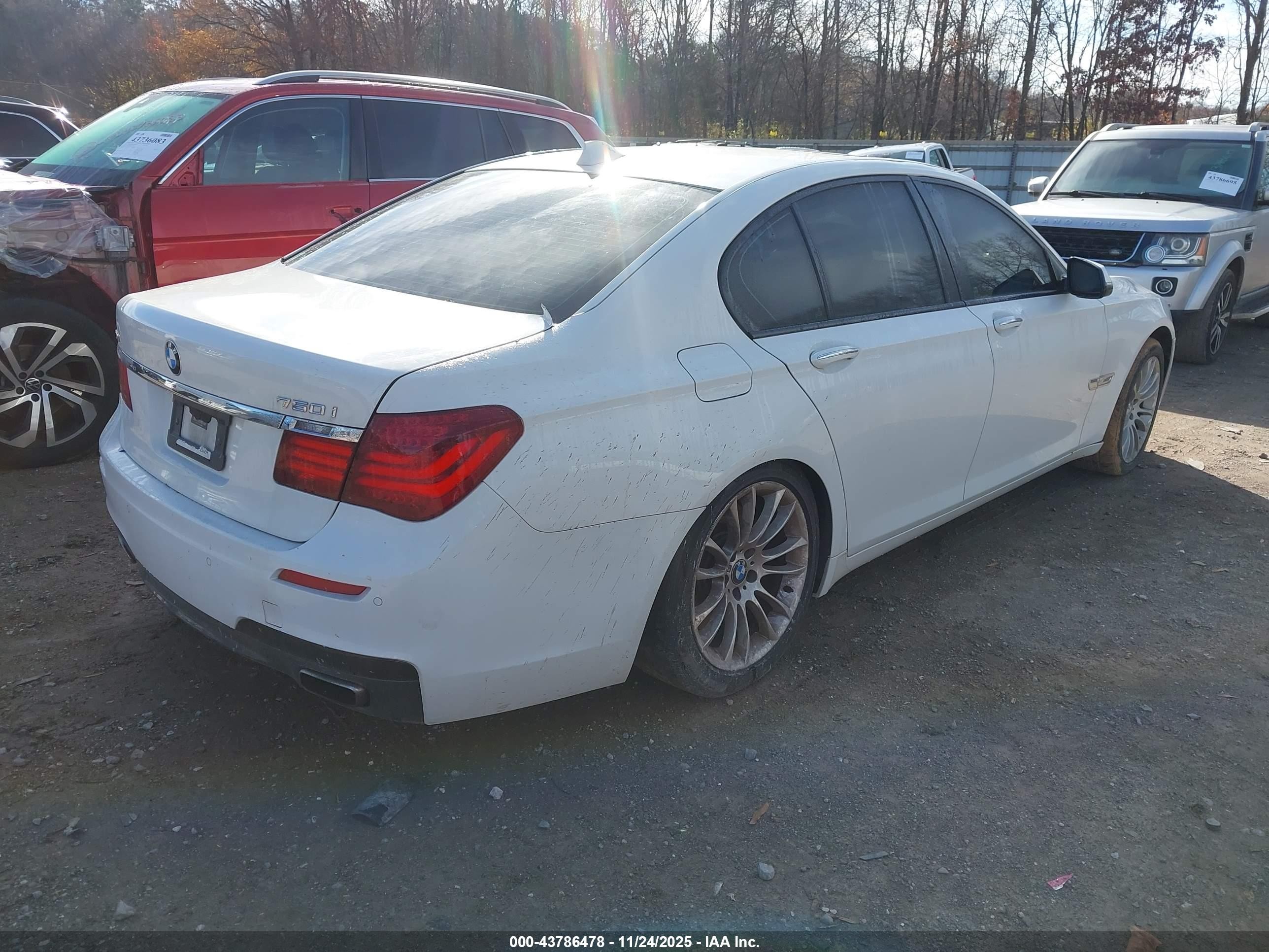 2014 Bmw 750i Xdrive White vin: WBAYB6C58ED224993
