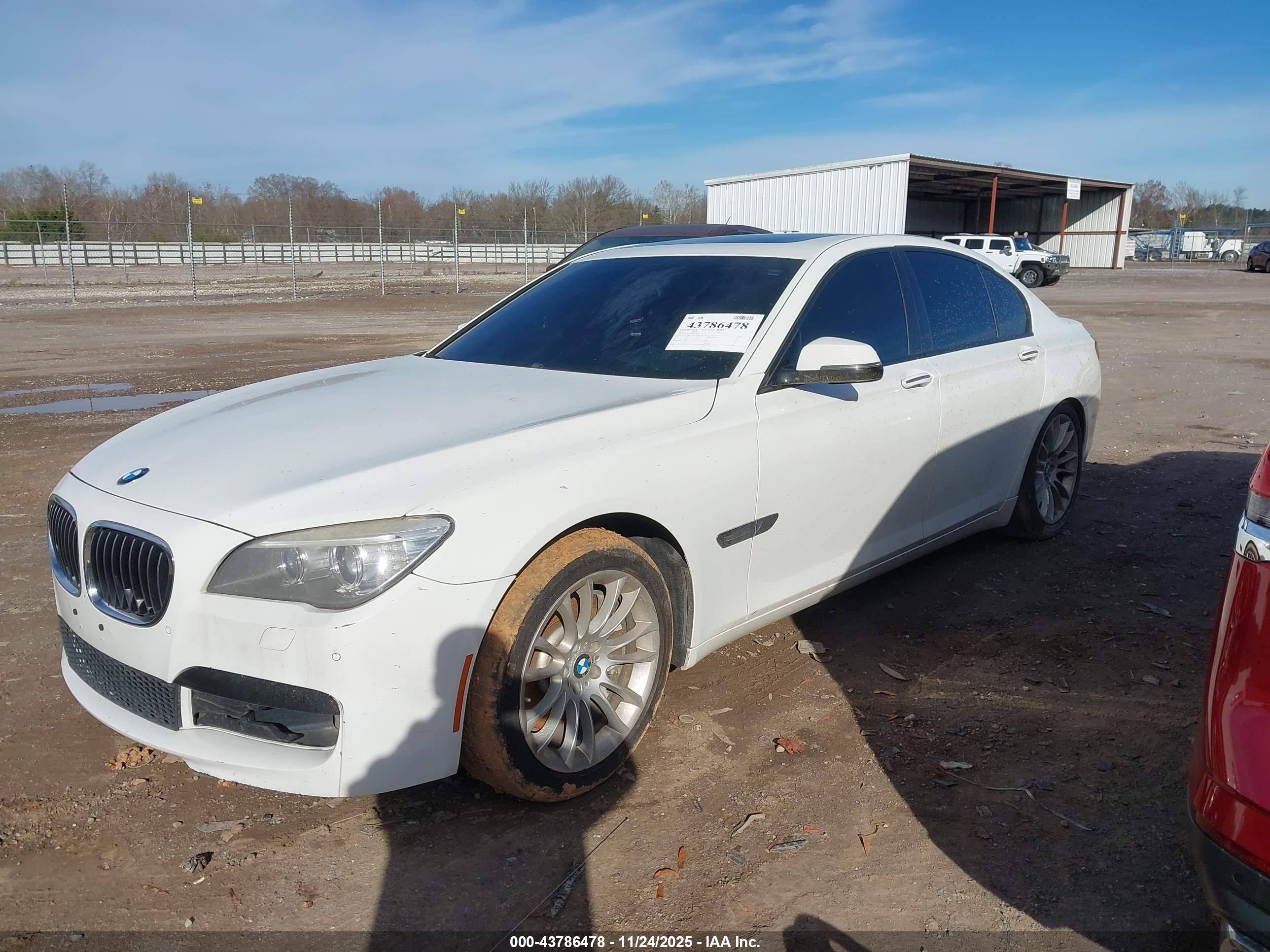 2014 Bmw 750i Xdrive White vin: WBAYB6C58ED224993