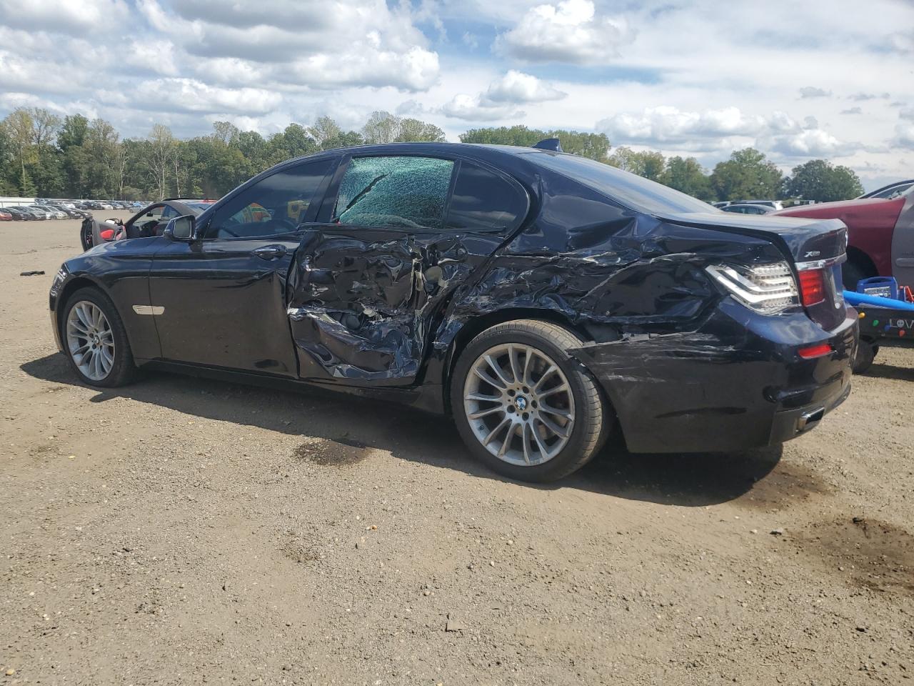 2014 Bmw 750 Xi Blue vin: WBAYB6C59ED225179