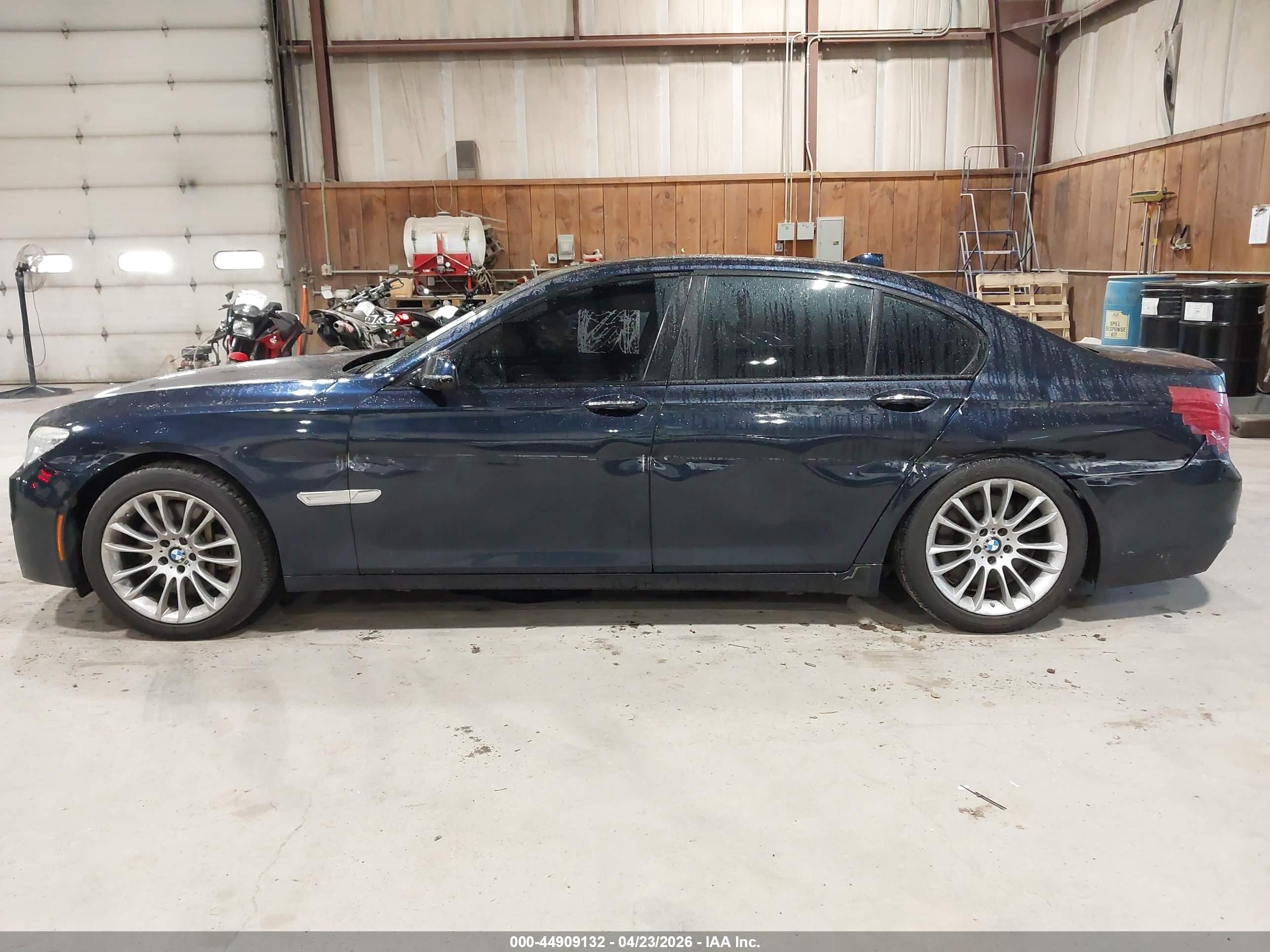 2015 Bmw 750i Xdrive Dark Blue vin: WBAYB6C59FD966126