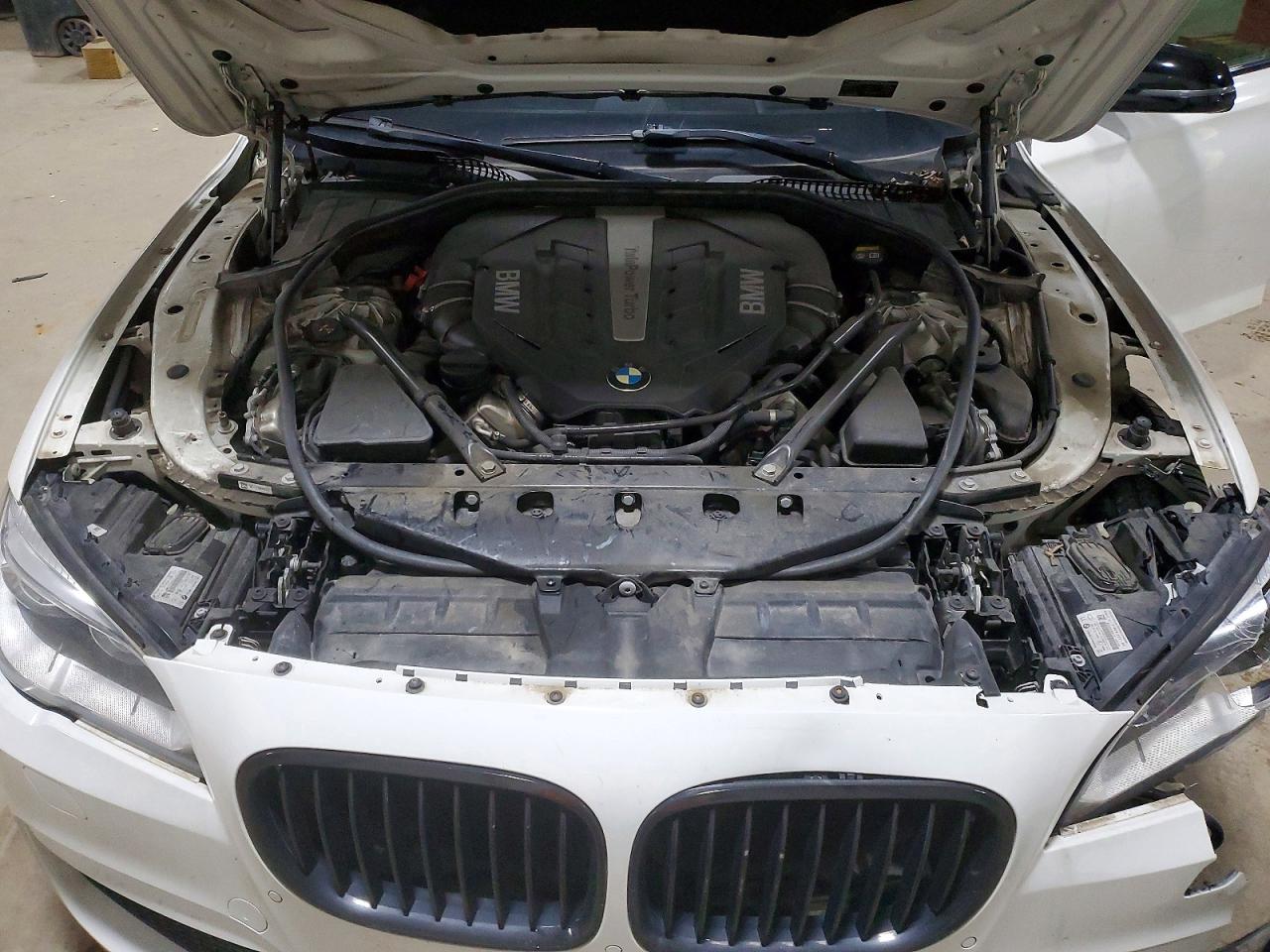 2015 Bmw 750 Xi White vin: WBAYB6C5XFG299257
