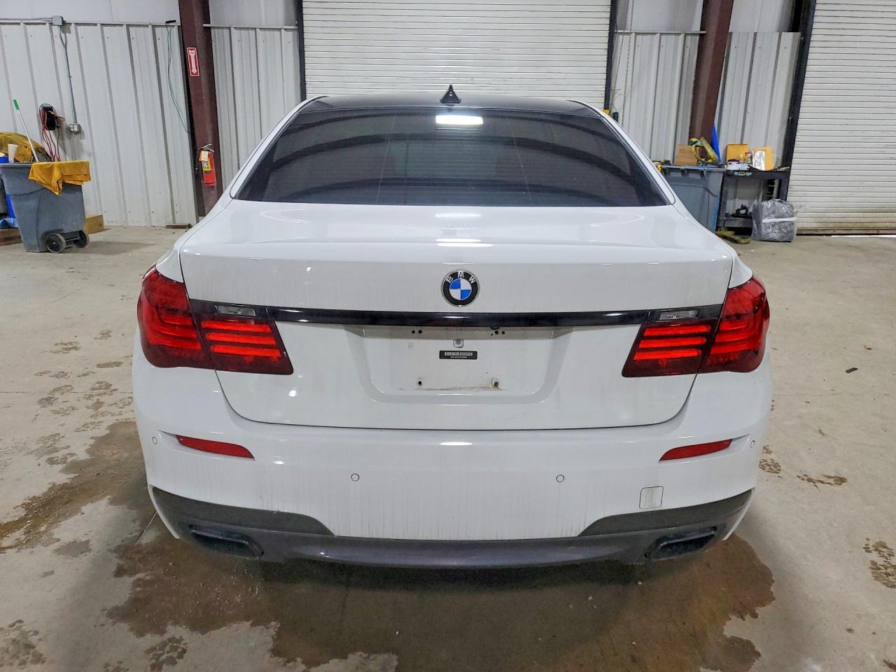 2015 Bmw 750 Xi White vin: WBAYB6C5XFG299257