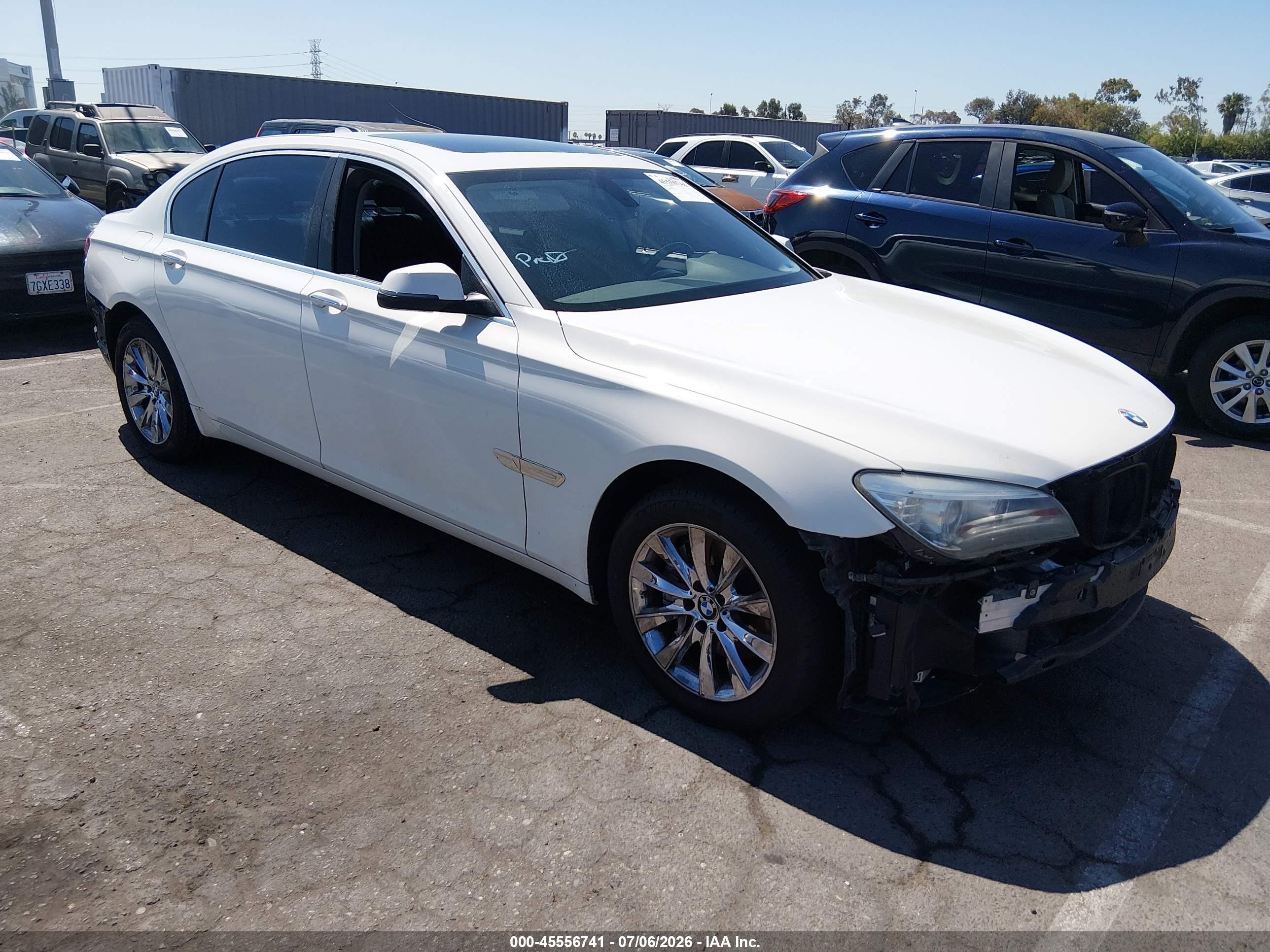 2013 Bmw 740li White vin: WBAYE4C52DD136869