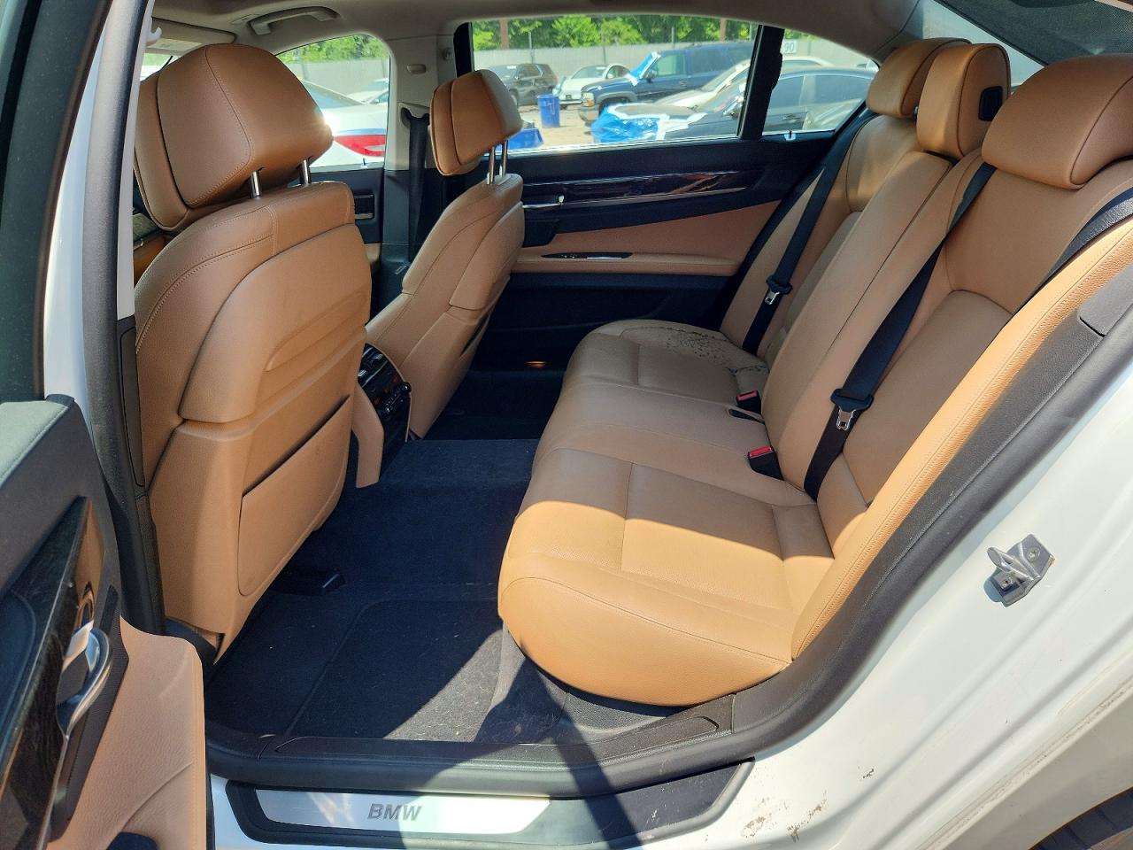 2013 Bmw 740 Li Белый vin: WBAYE4C52DD137066