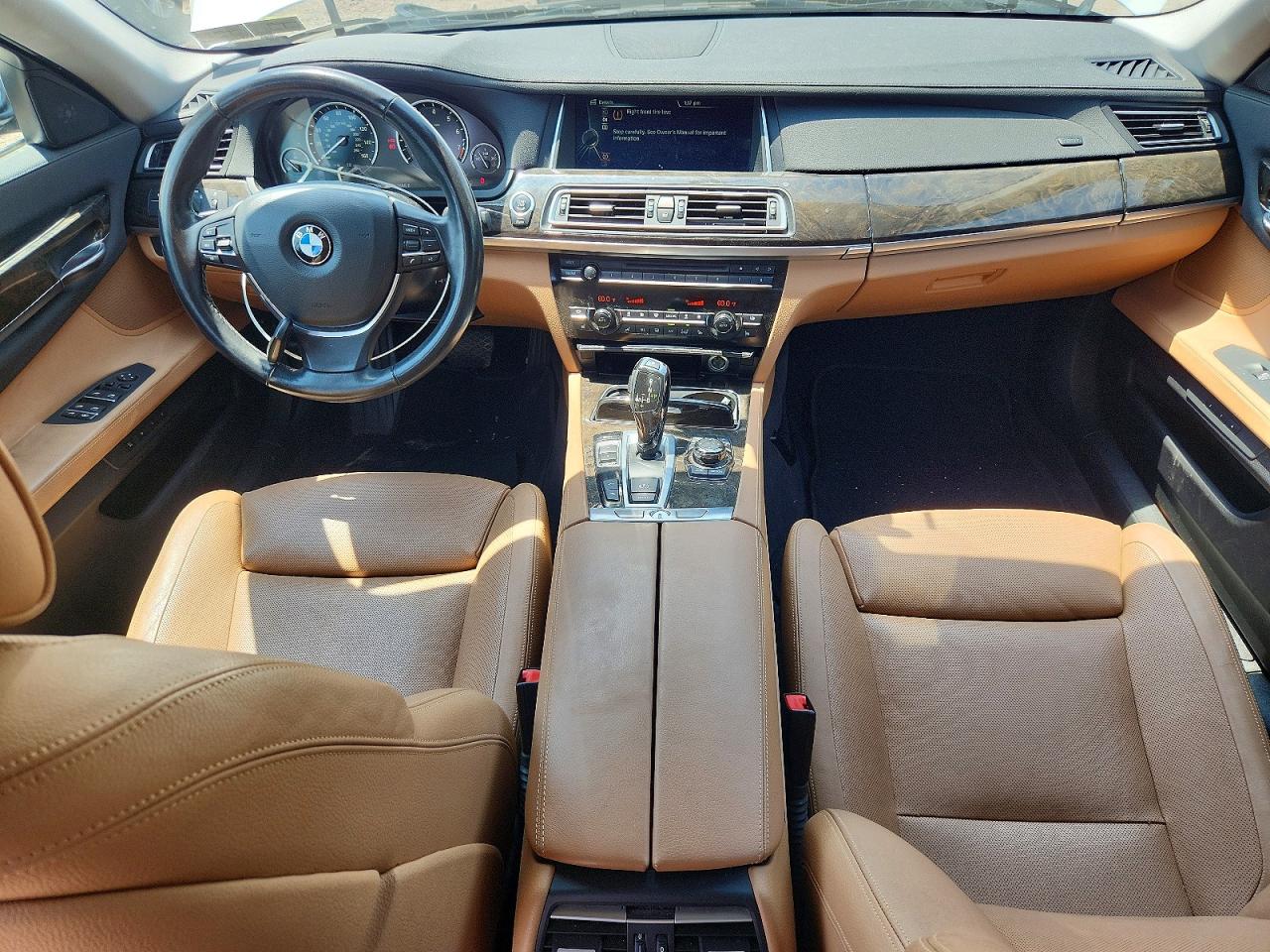 2013 Bmw 740 Li Белый vin: WBAYE4C52DD137066