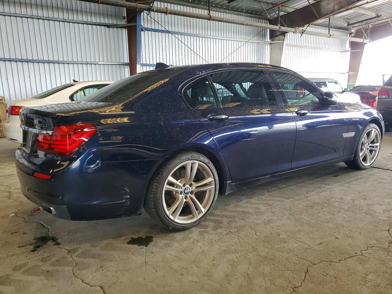 2015 Bmw 740 Li Blue vin: WBAYE4C56FD947285
