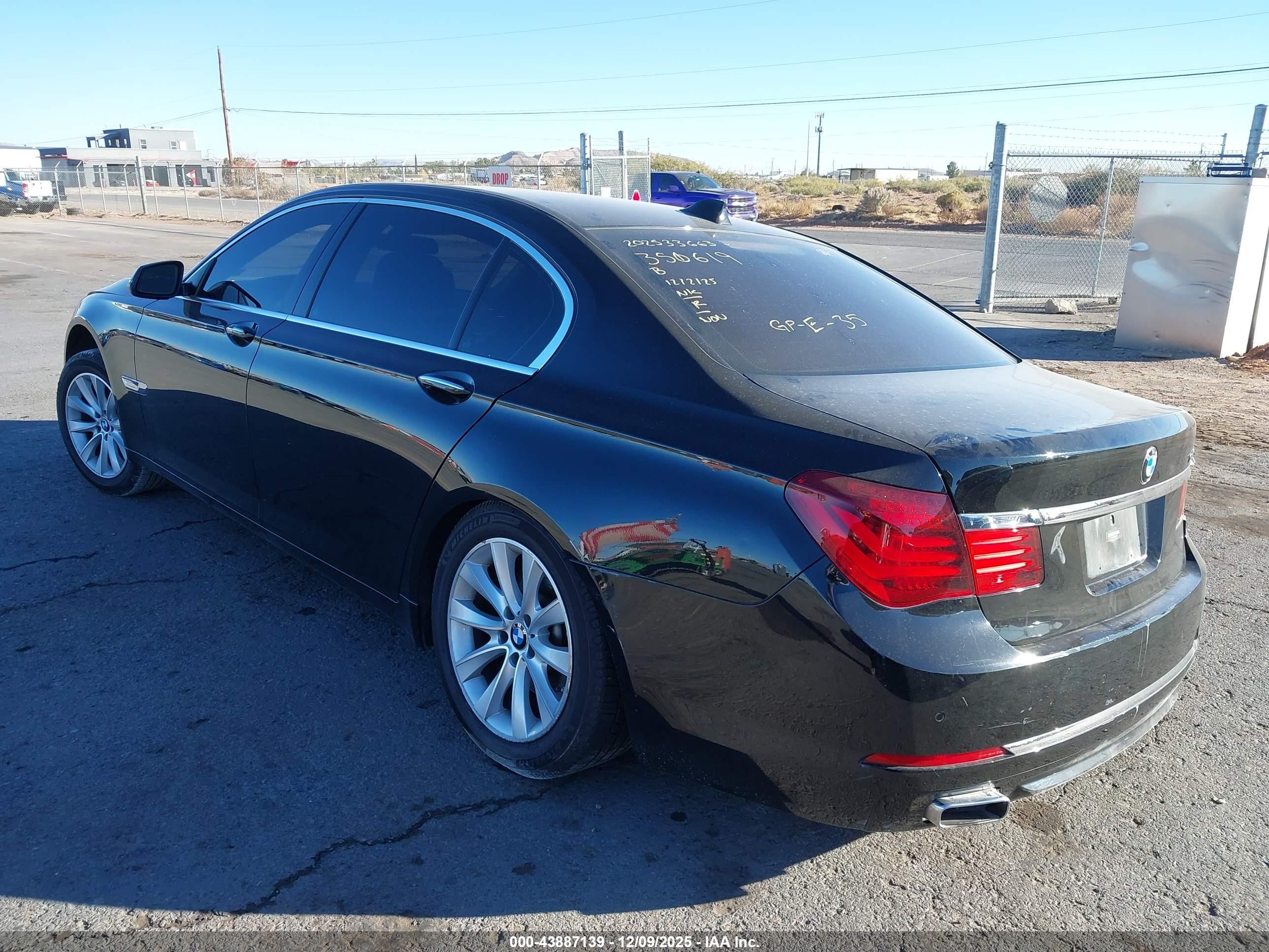 2014 Bmw 740li   Black vin: WBAYE4C57ED138277