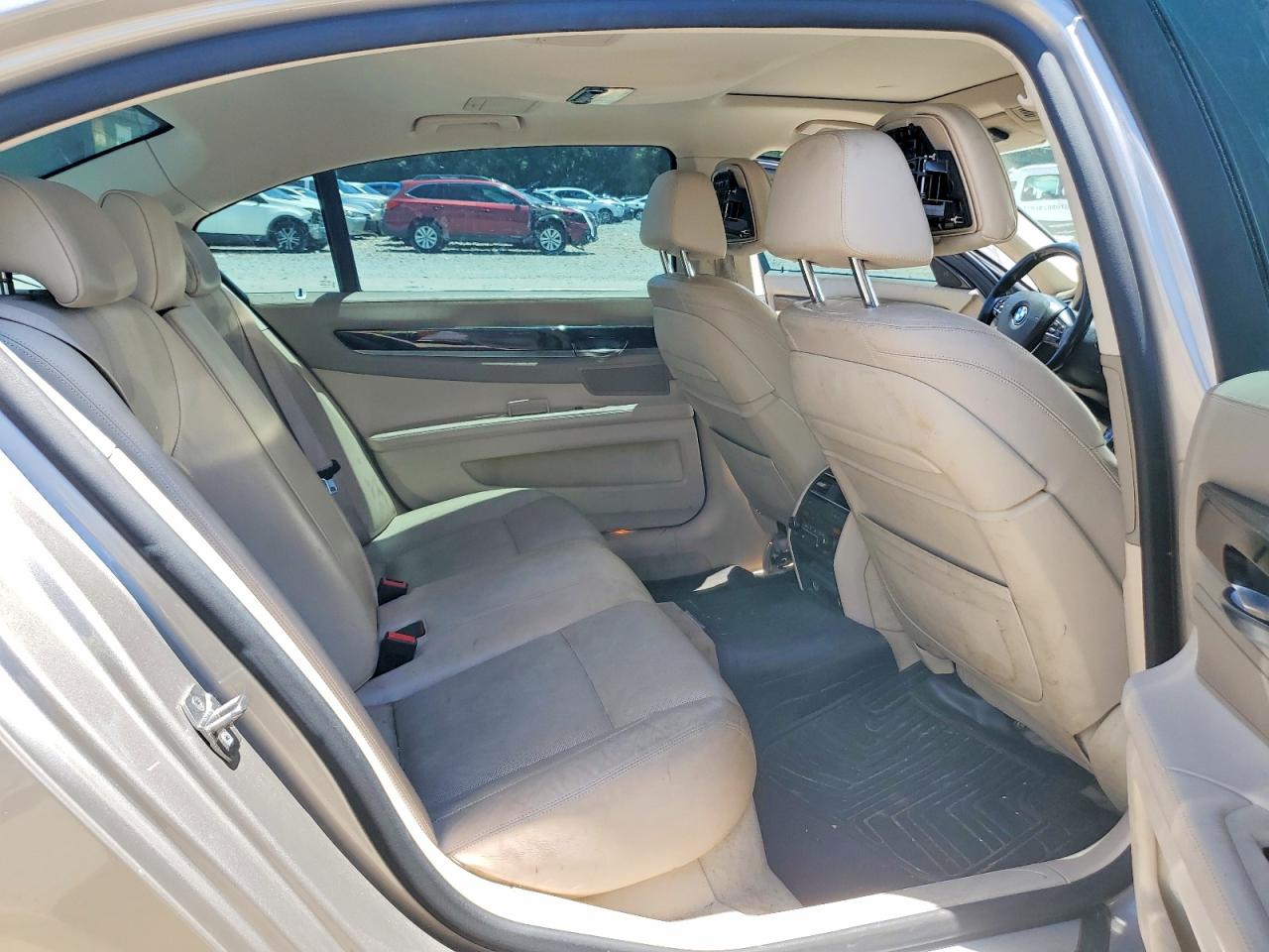 2013 Bmw 740 Li Silver vin: WBAYE4C58DDW22568