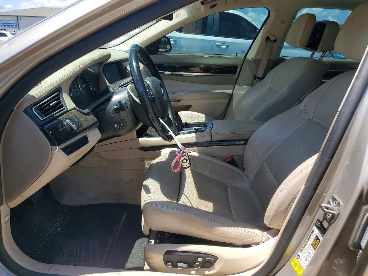 2013 Bmw 740 Li Silver vin: WBAYE4C58DDW22568