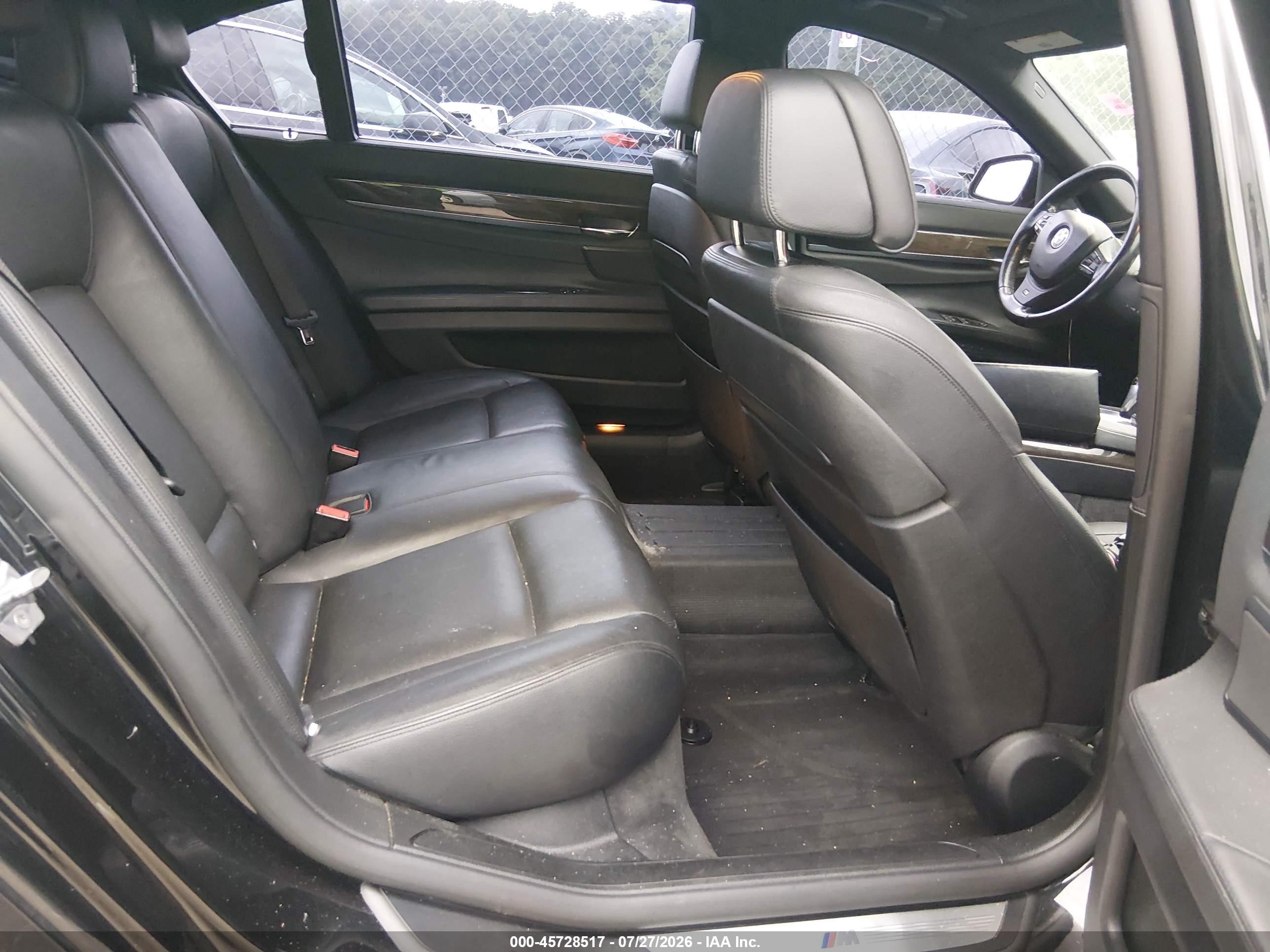 2014 Bmw 740li   Black vin: WBAYE4C58ED138062