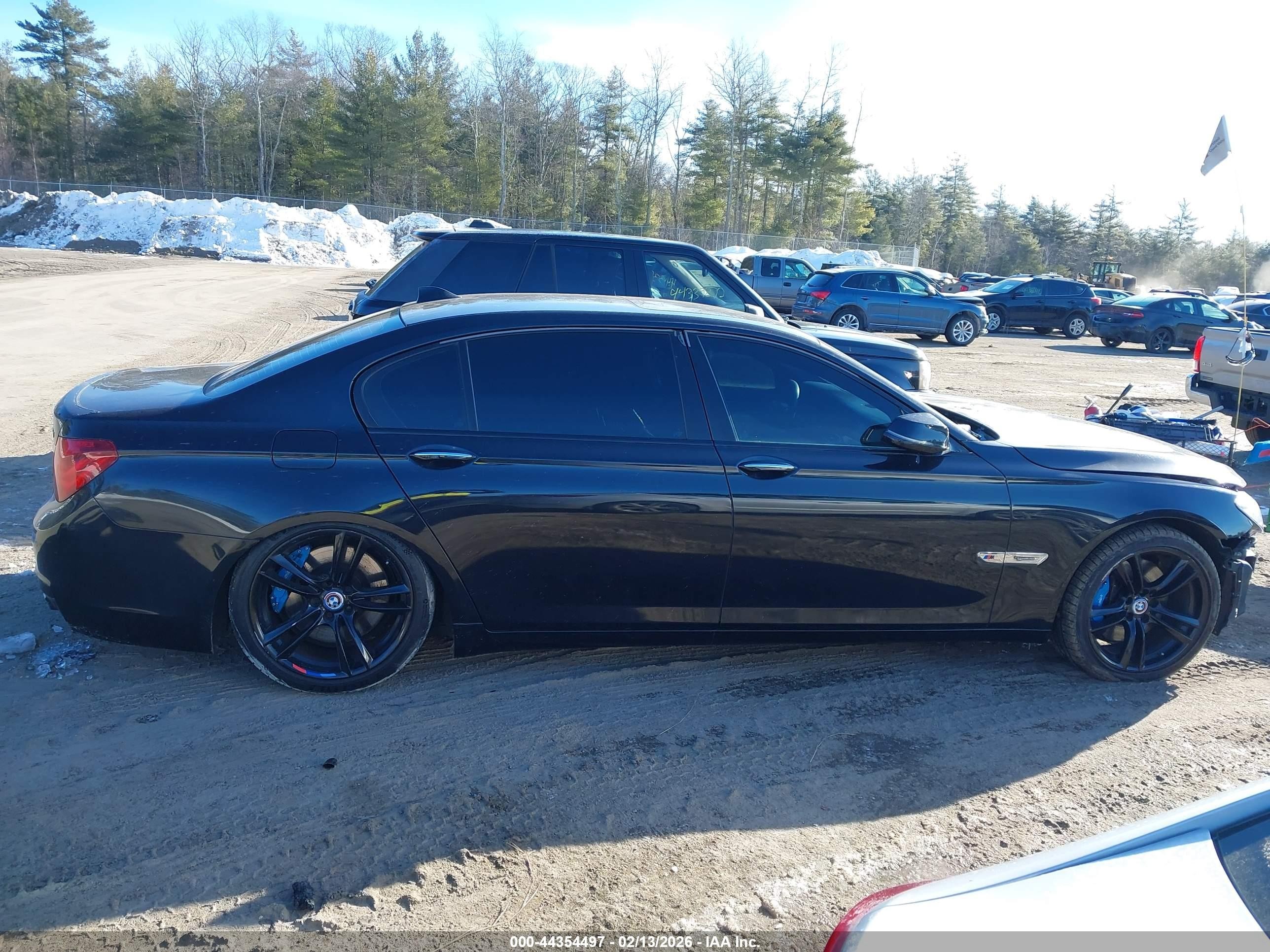2014 Bmw Alpina B7   Black vin: WBAYE8C50ED135826