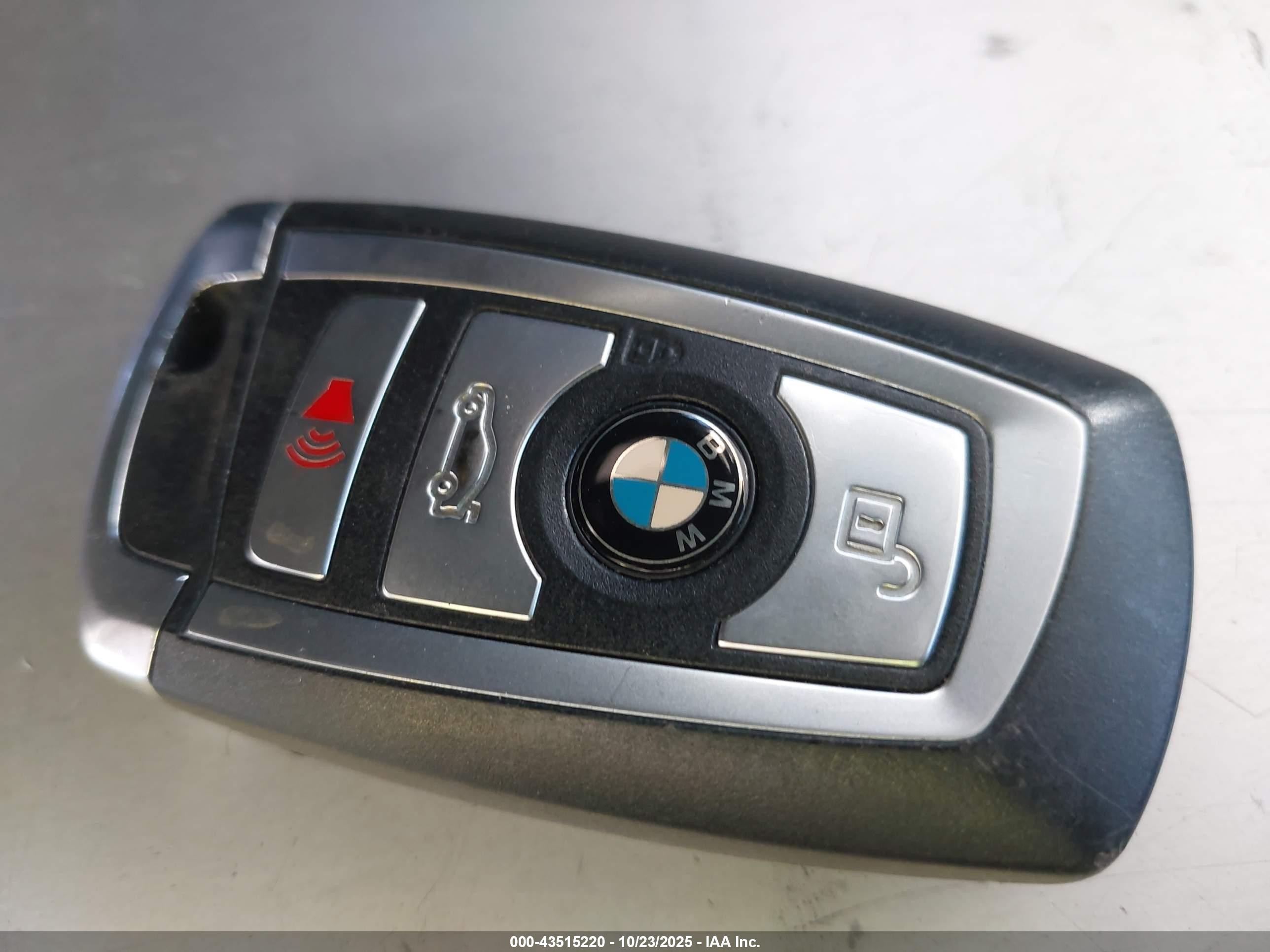 2014 Bmw Alpina B7   Белый vin: WBAYE8C51ED135298