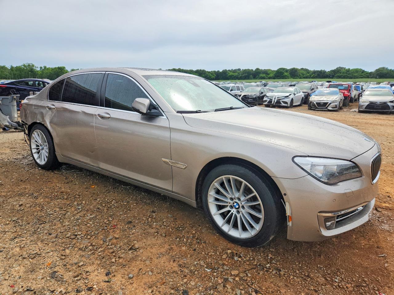 2014 Bmw 750 Li Gold vin: WBAYE8C52ED134631