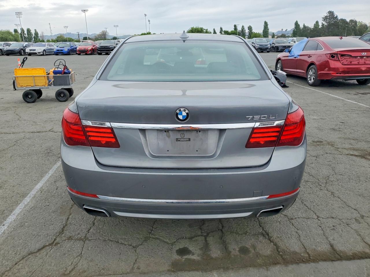 2014 Bmw 750 Li Silver vin: WBAYE8C52ED135424
