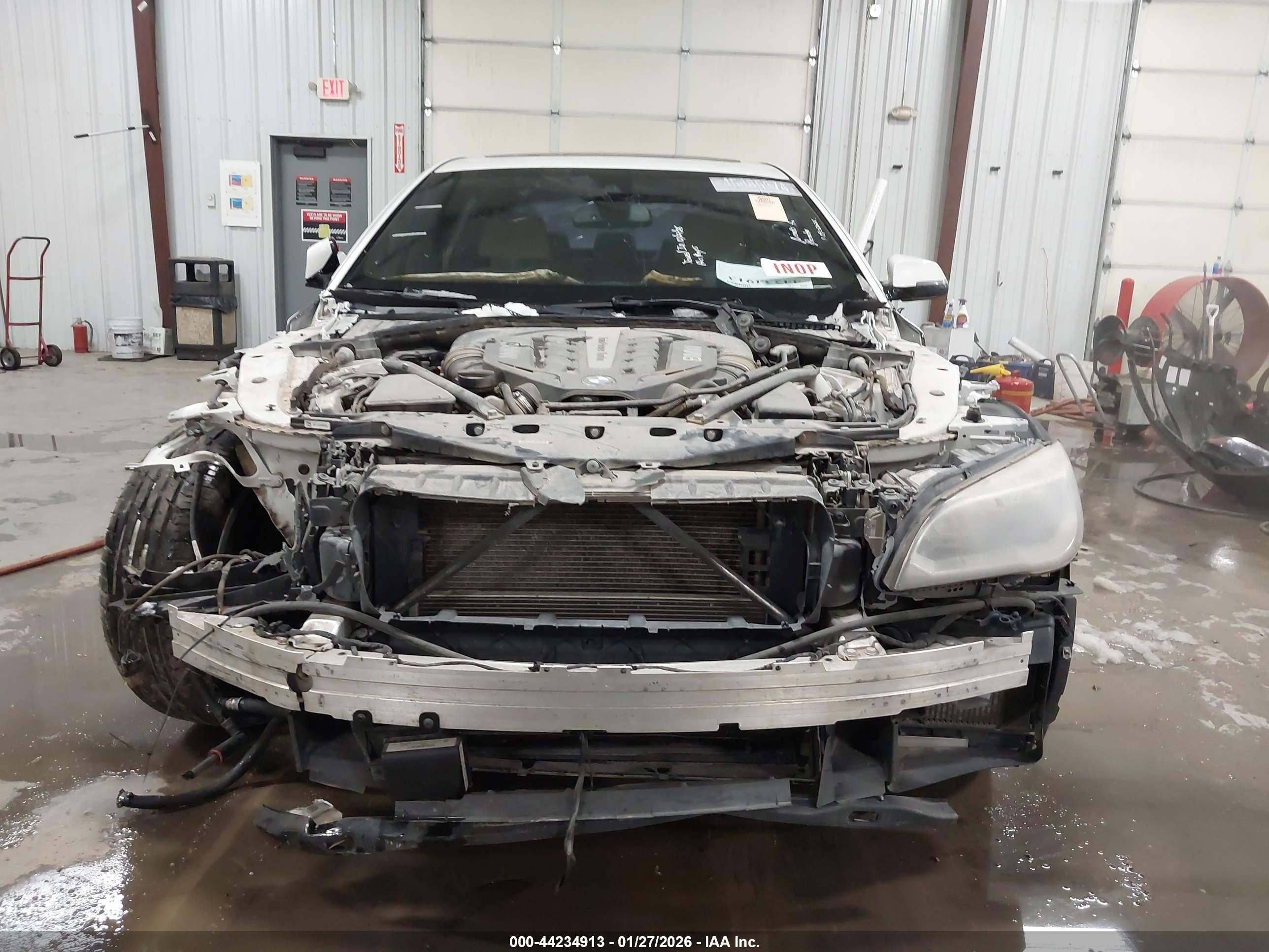 2015 Bmw 750li   White vin: WBAYE8C52FD781788