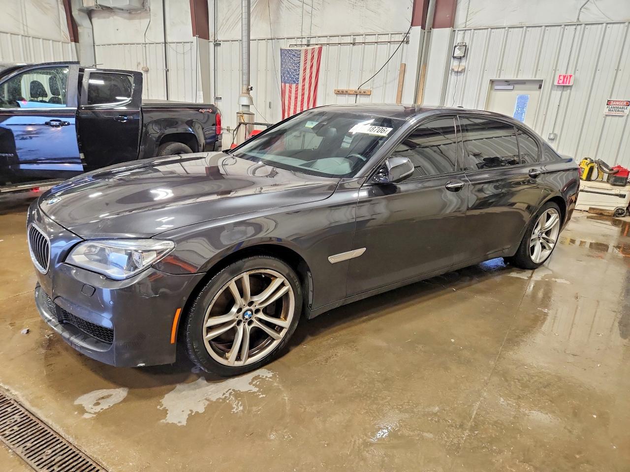 2014 Bmw 750 Li Серый vin: WBAYE8C53ED135609