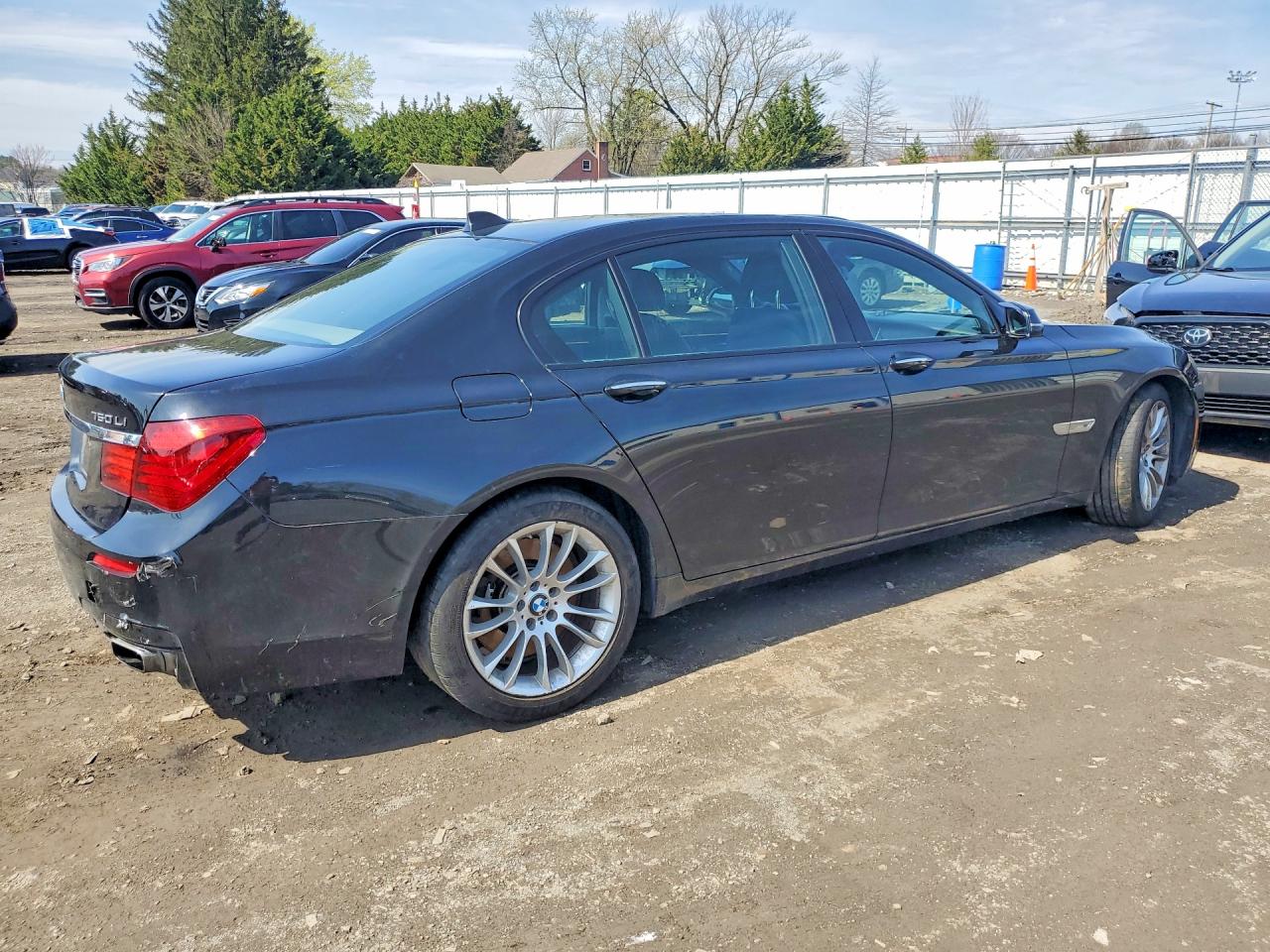 2014 Bmw 750 Li Черный vin: WBAYE8C54ED134596