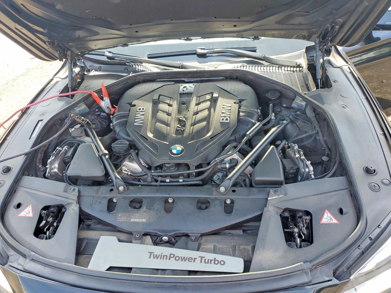2014 Bmw 750 Li Черный vin: WBAYE8C54ED134596