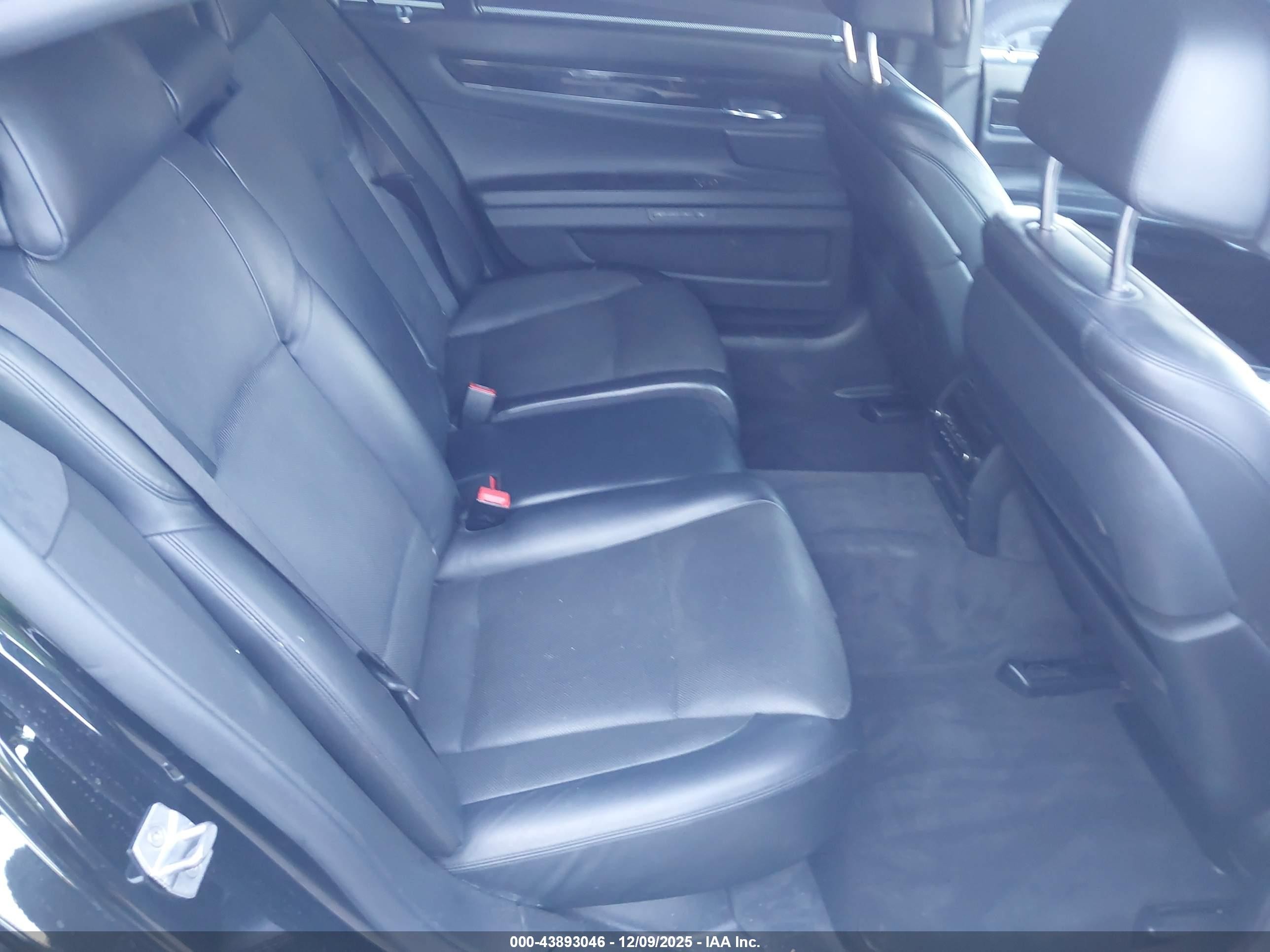 2014 Bmw Alpina B7   Black vin: WBAYE8C54ED780690