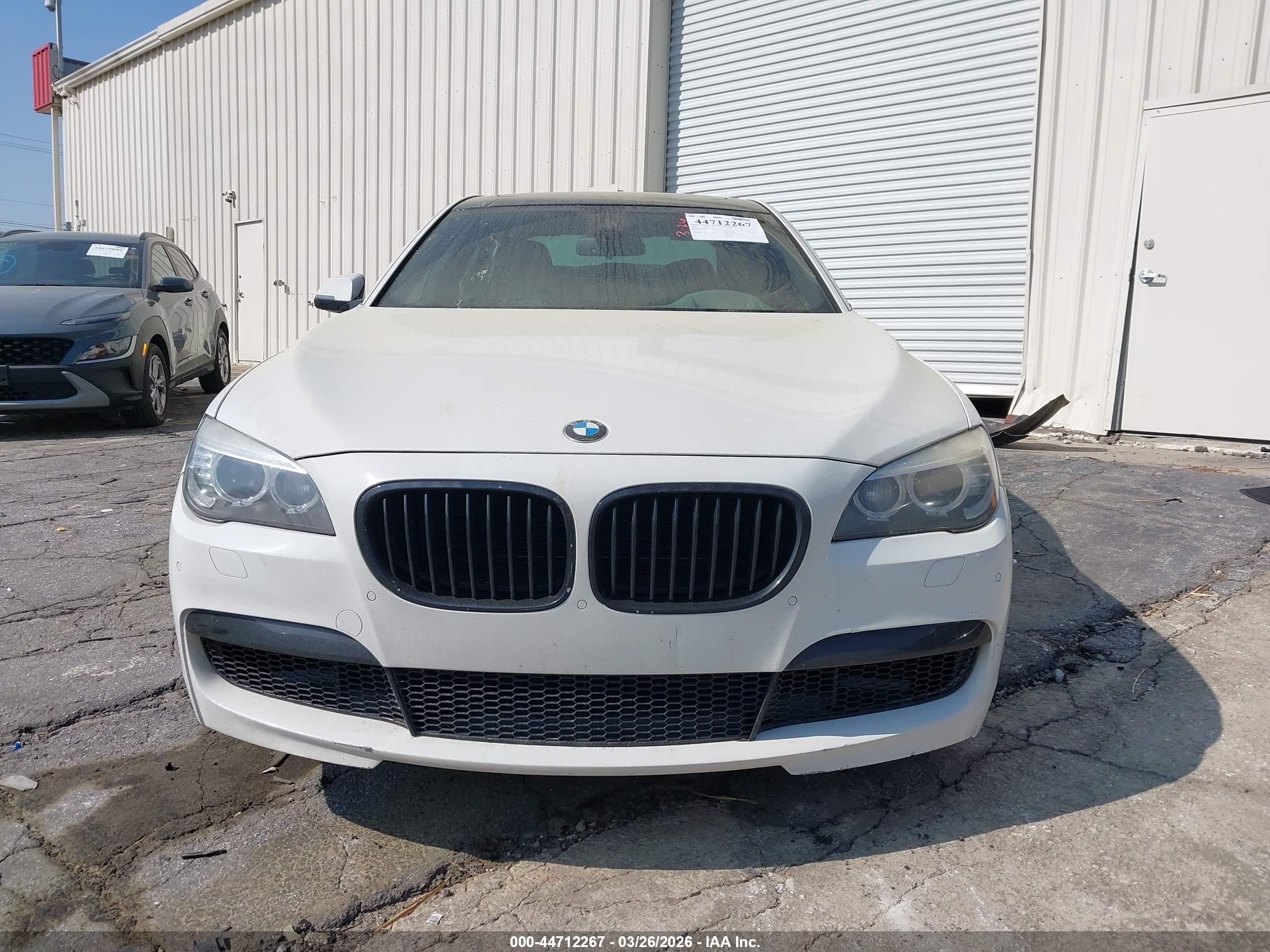 2013 Bmw 750li   White vin: WBAYE8C55DD133603