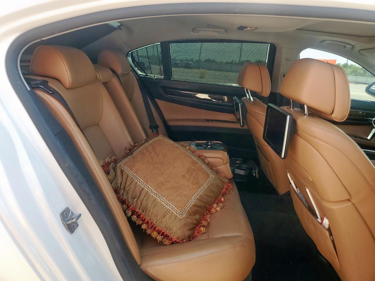 2013 Bmw 750 Li White vin: WBAYE8C55DDE22063