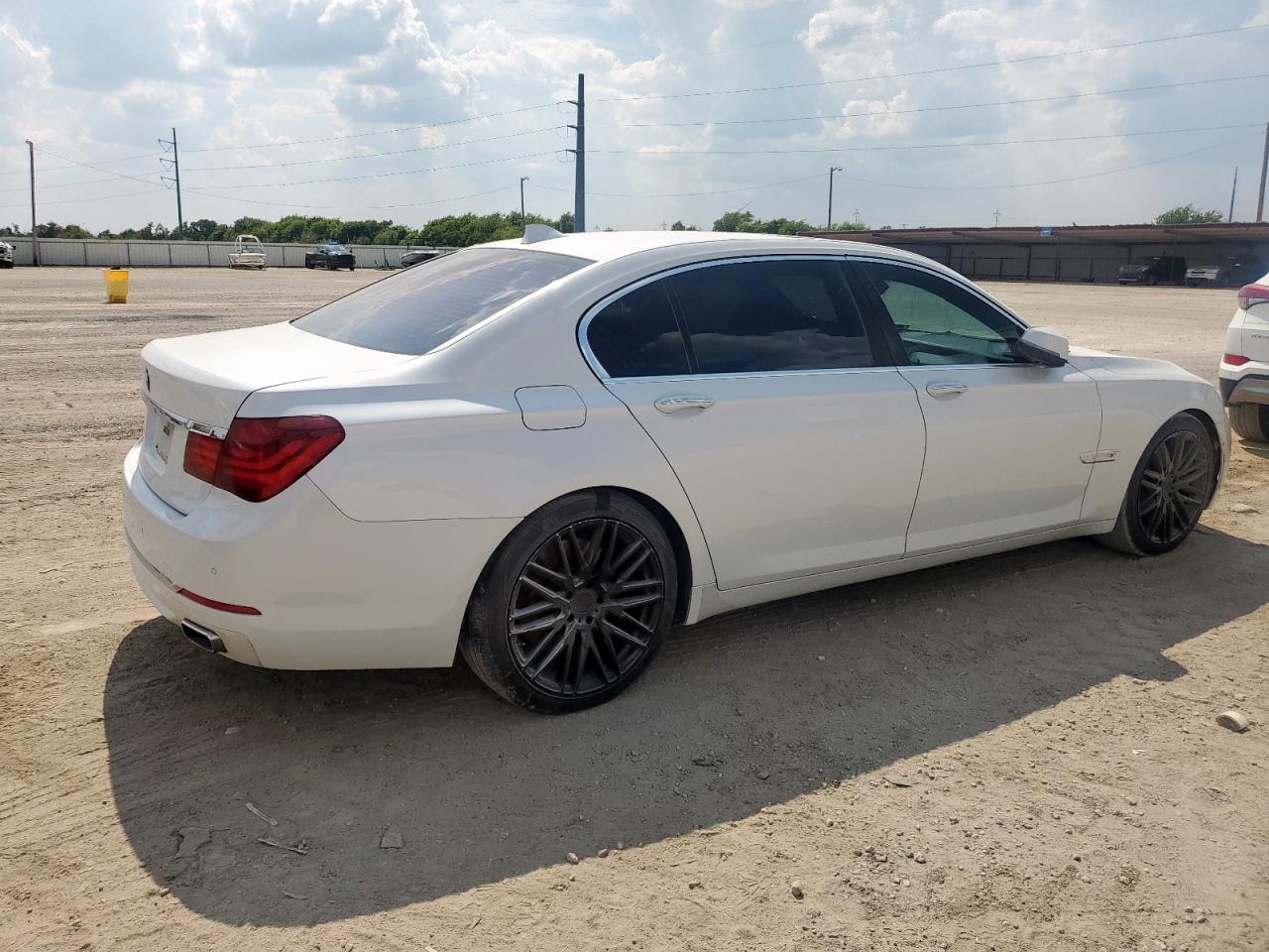 2013 Bmw 750 Li White vin: WBAYE8C55DDE22063