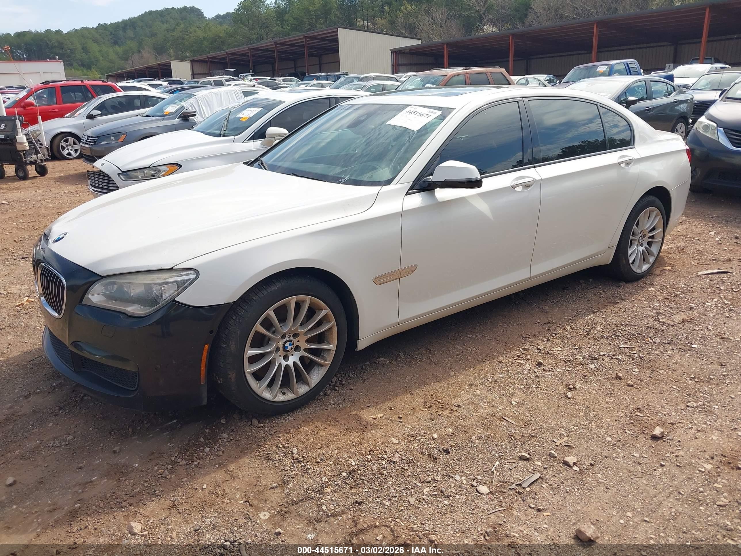 2014 Bmw Alpina B7   Белый vin: WBAYE8C55ED134980