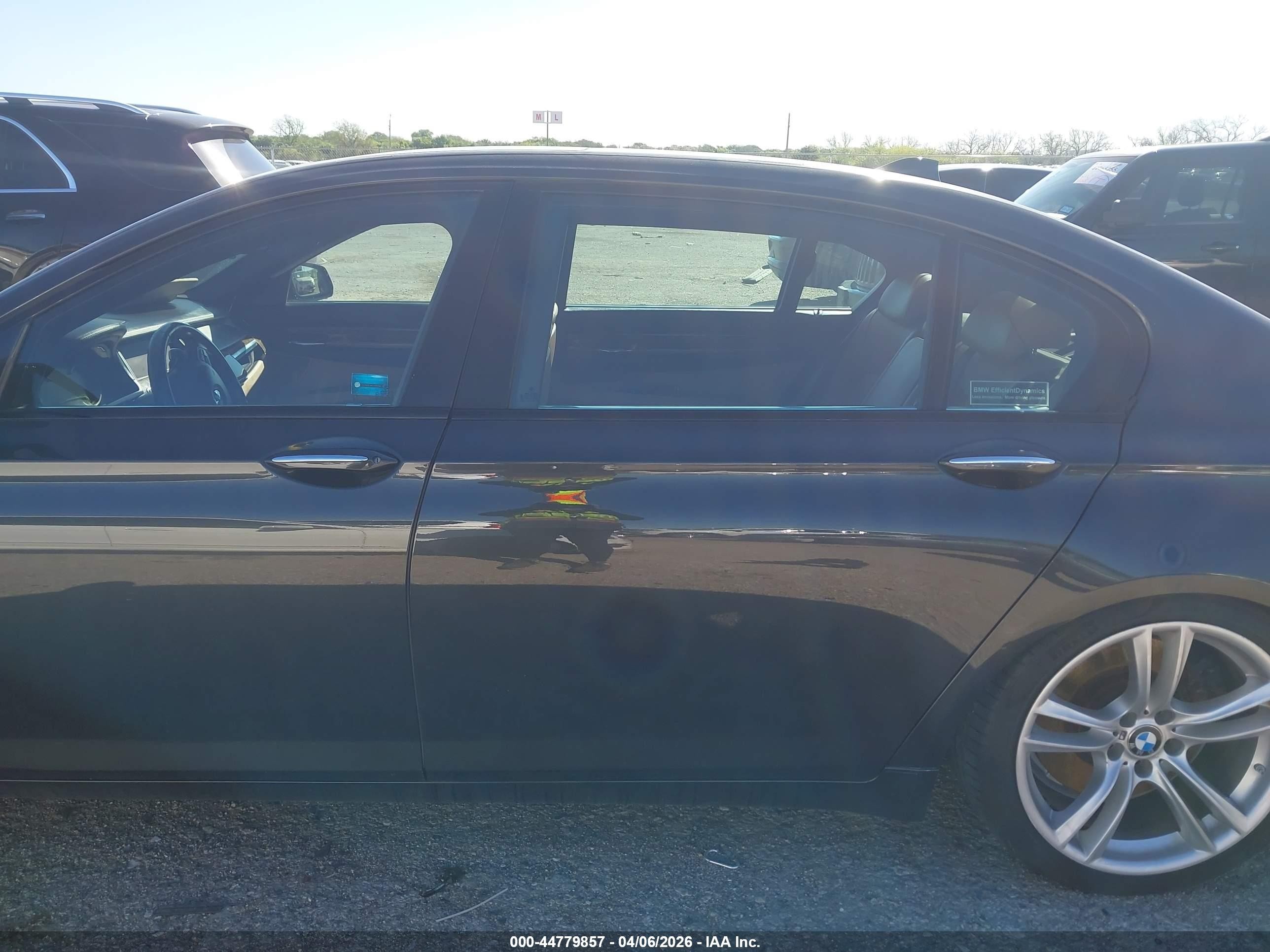 2014 Bmw Alpina B7   Black vin: WBAYE8C55ED135305
