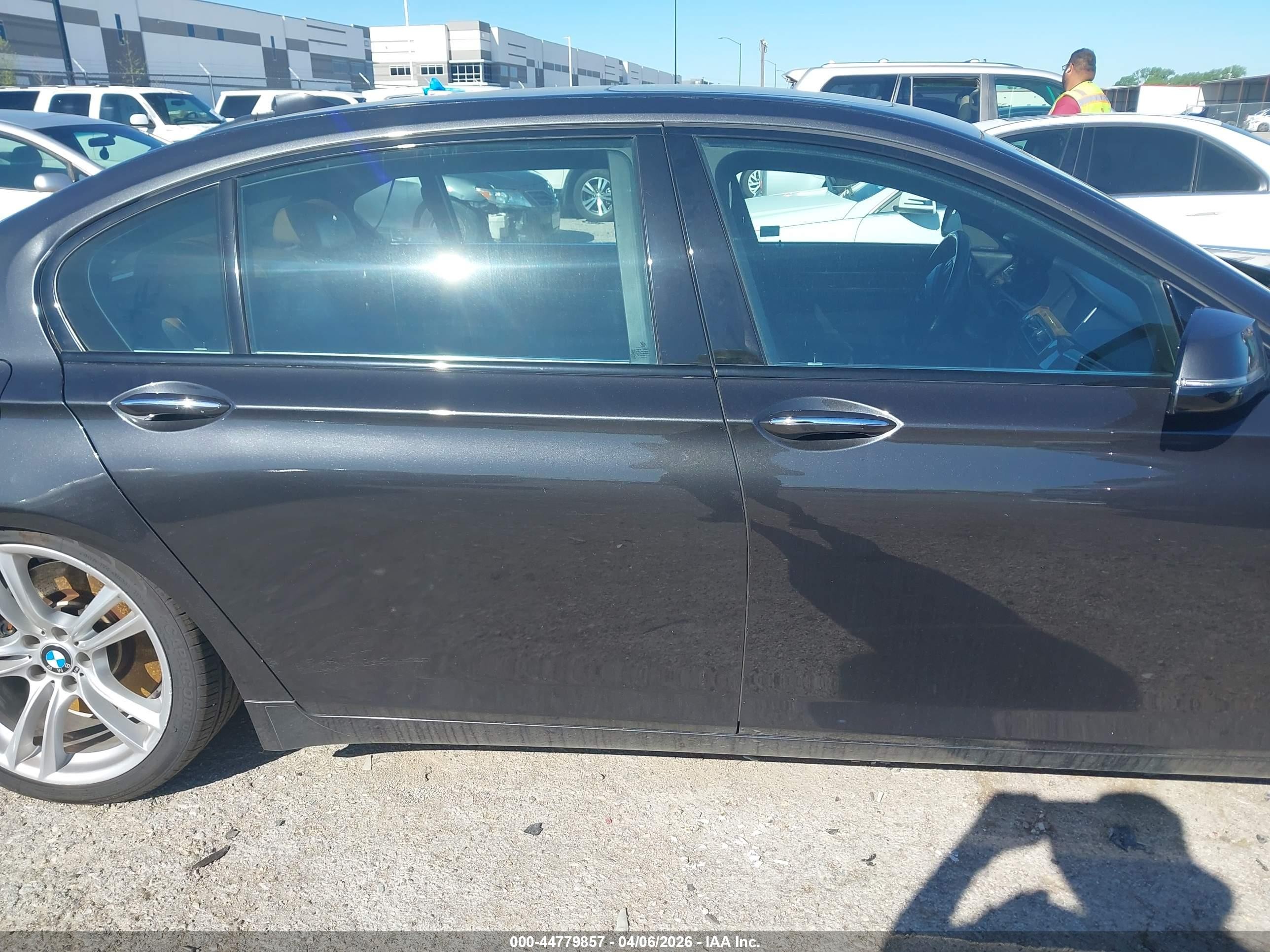 2014 Bmw Alpina B7   Black vin: WBAYE8C55ED135305