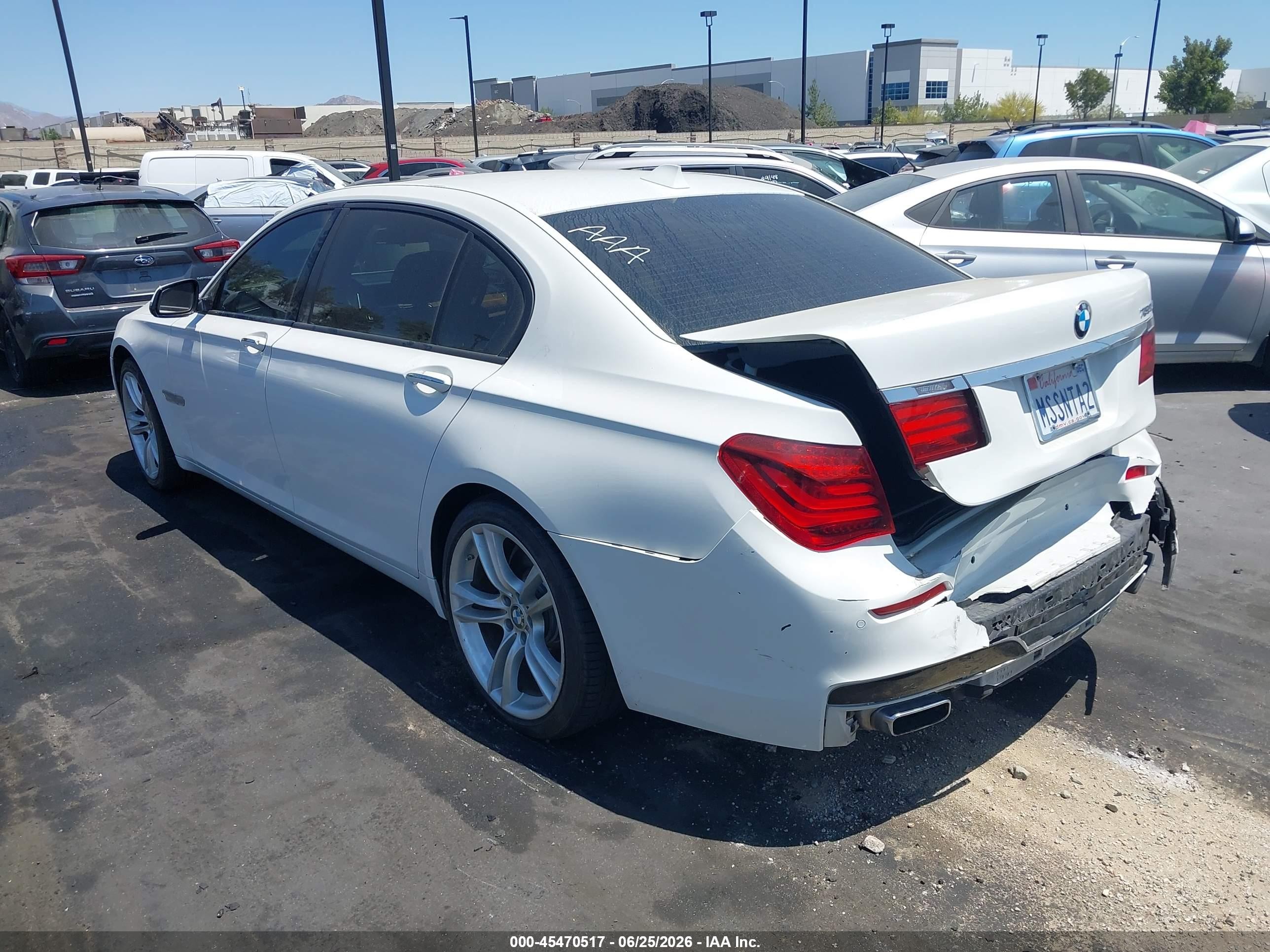 2014 Bmw Alpina B7   White vin: WBAYE8C55ED135403