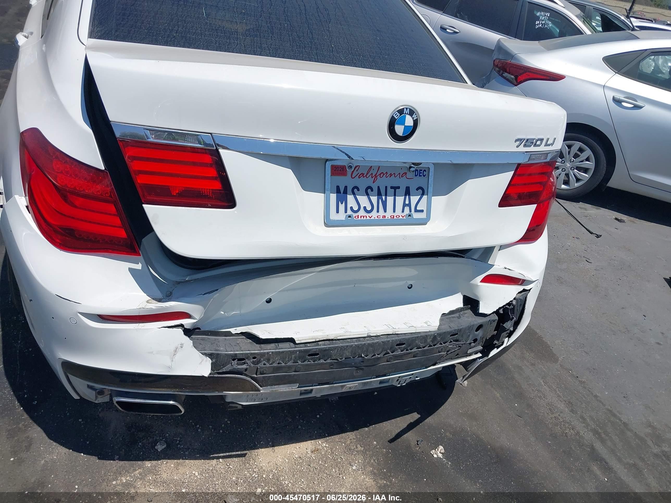 2014 Bmw Alpina B7   White vin: WBAYE8C55ED135403