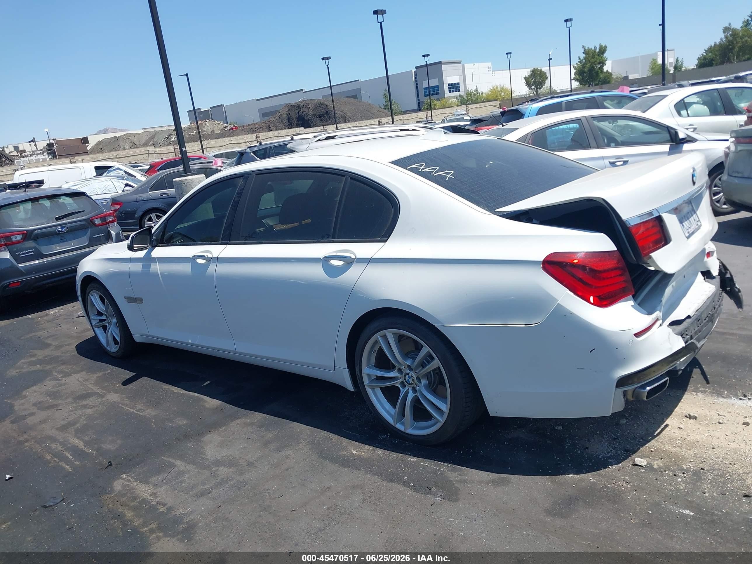 2014 Bmw Alpina B7   White vin: WBAYE8C55ED135403