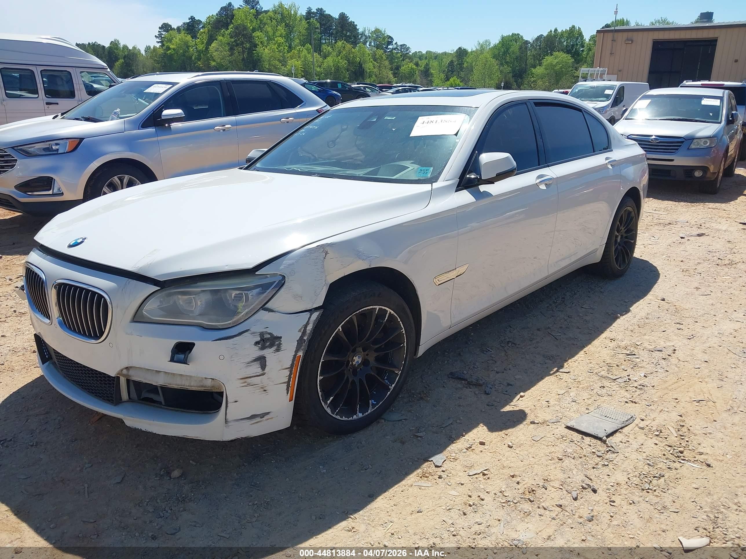 2014 Bmw Alpina B7   White vin: WBAYE8C55ED780214