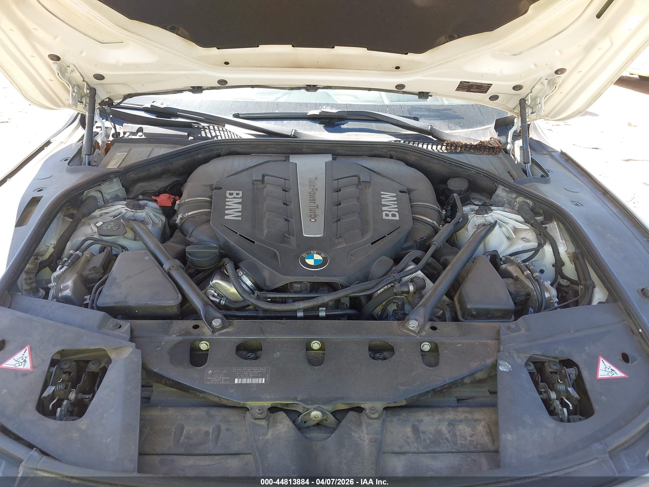 2014 Bmw Alpina B7   White vin: WBAYE8C55ED780214
