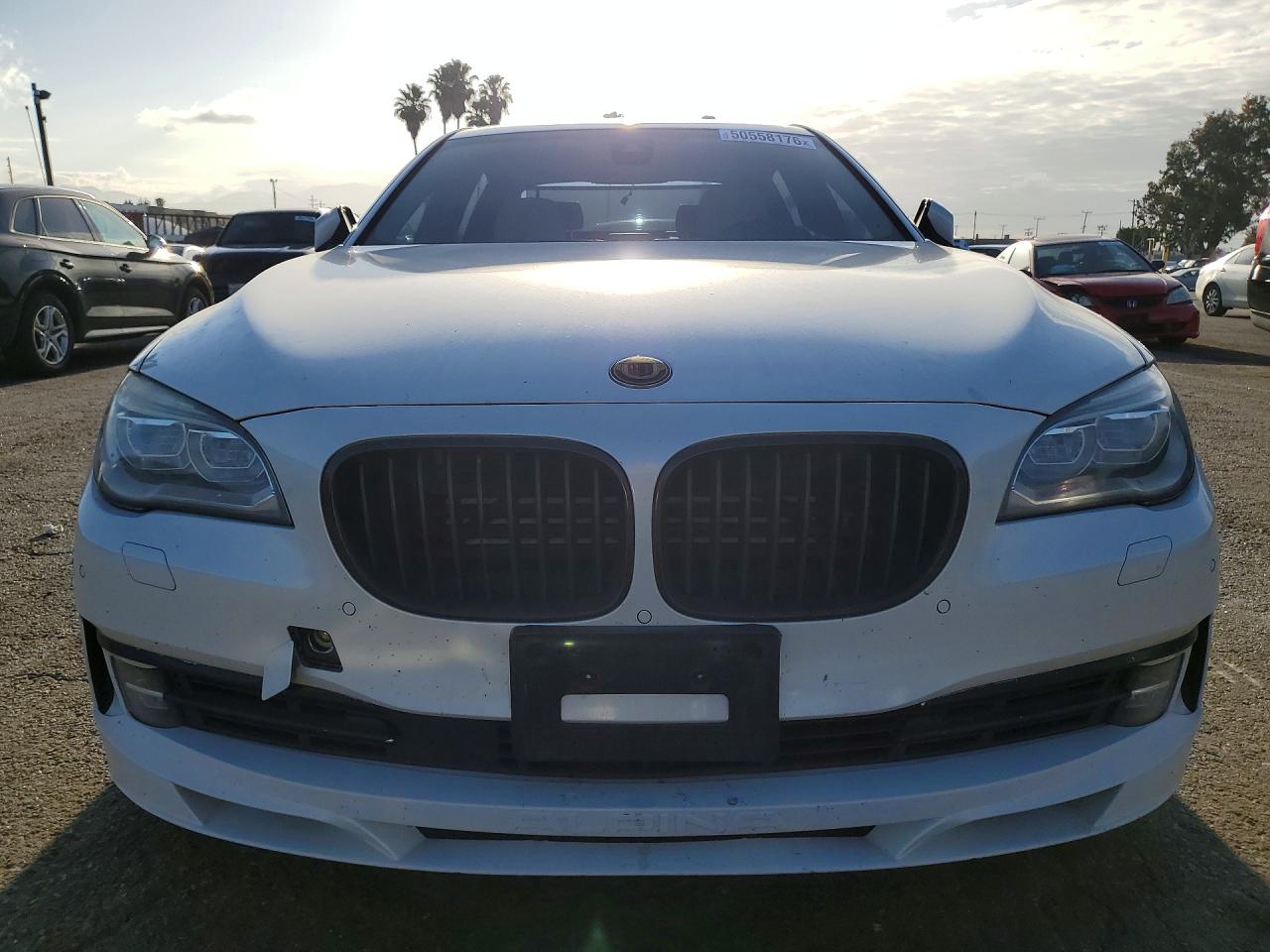 2015 Bmw Alpina B7 Белый vin: WBAYE8C55FD136598